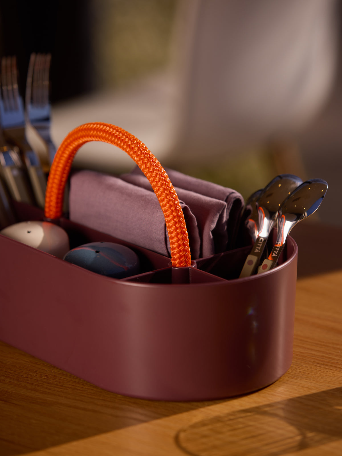 Tether Toolbox Plum / One Size