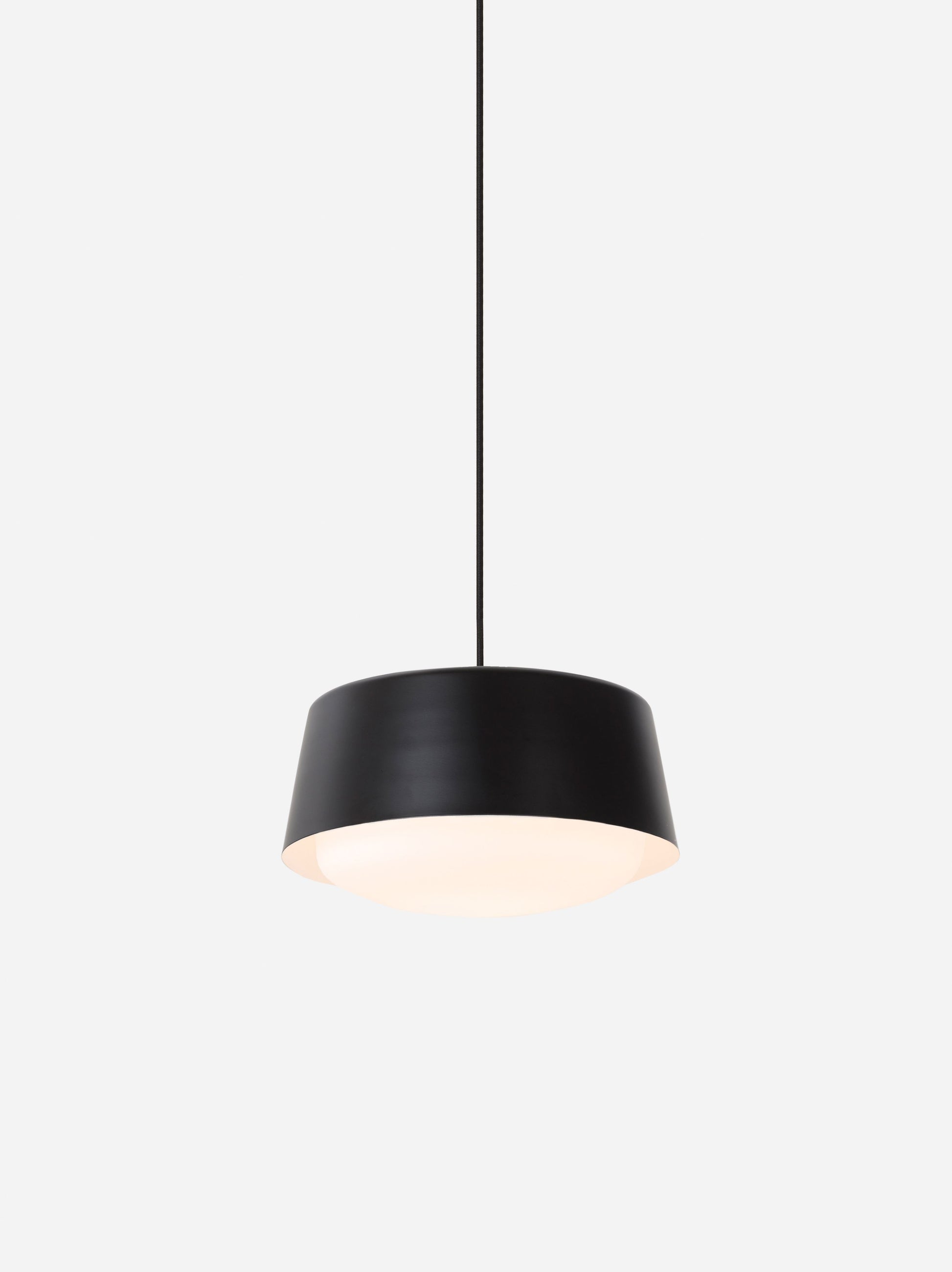 Ellipse Pendant Short Black / Large