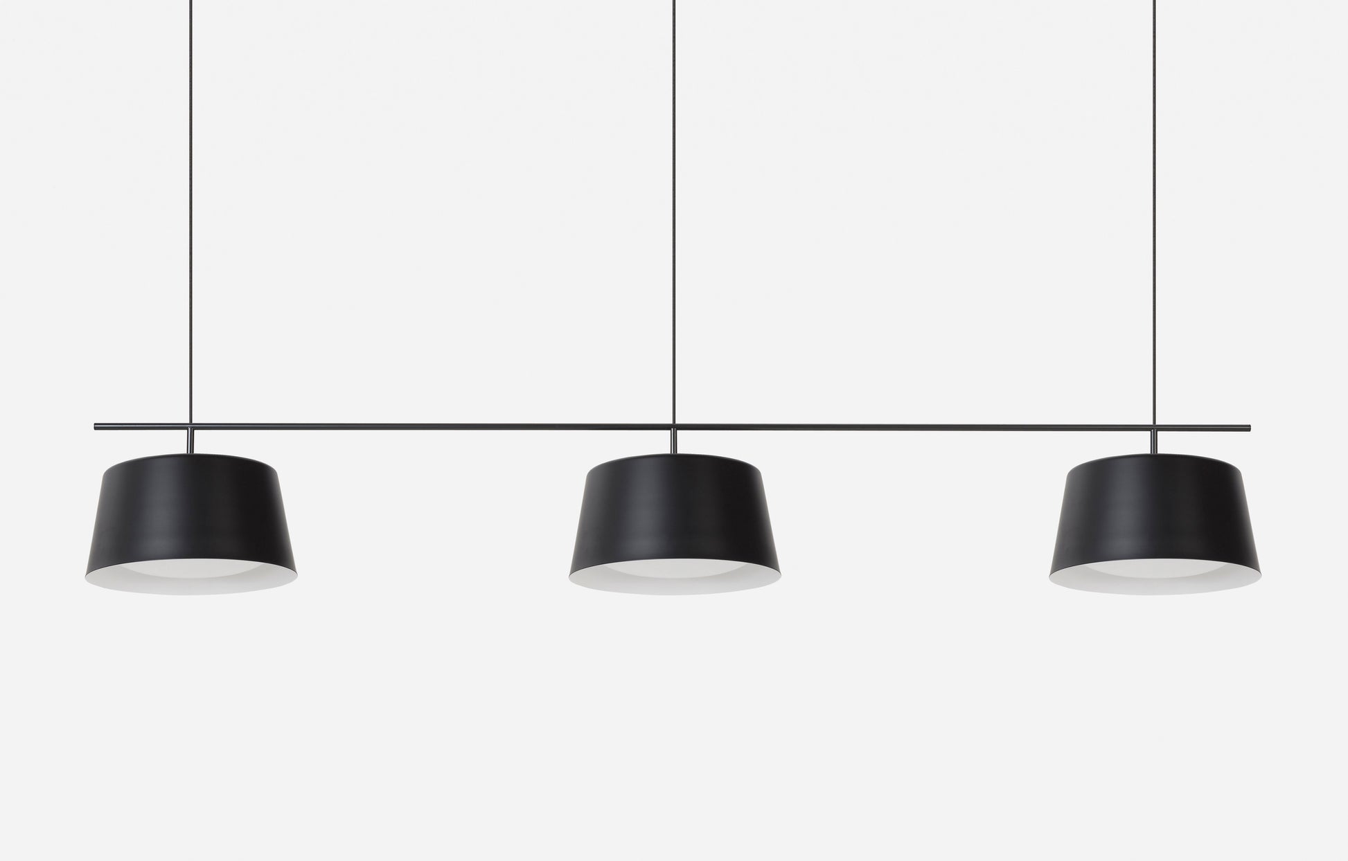 Ellipse Pendant Tall Black / Large