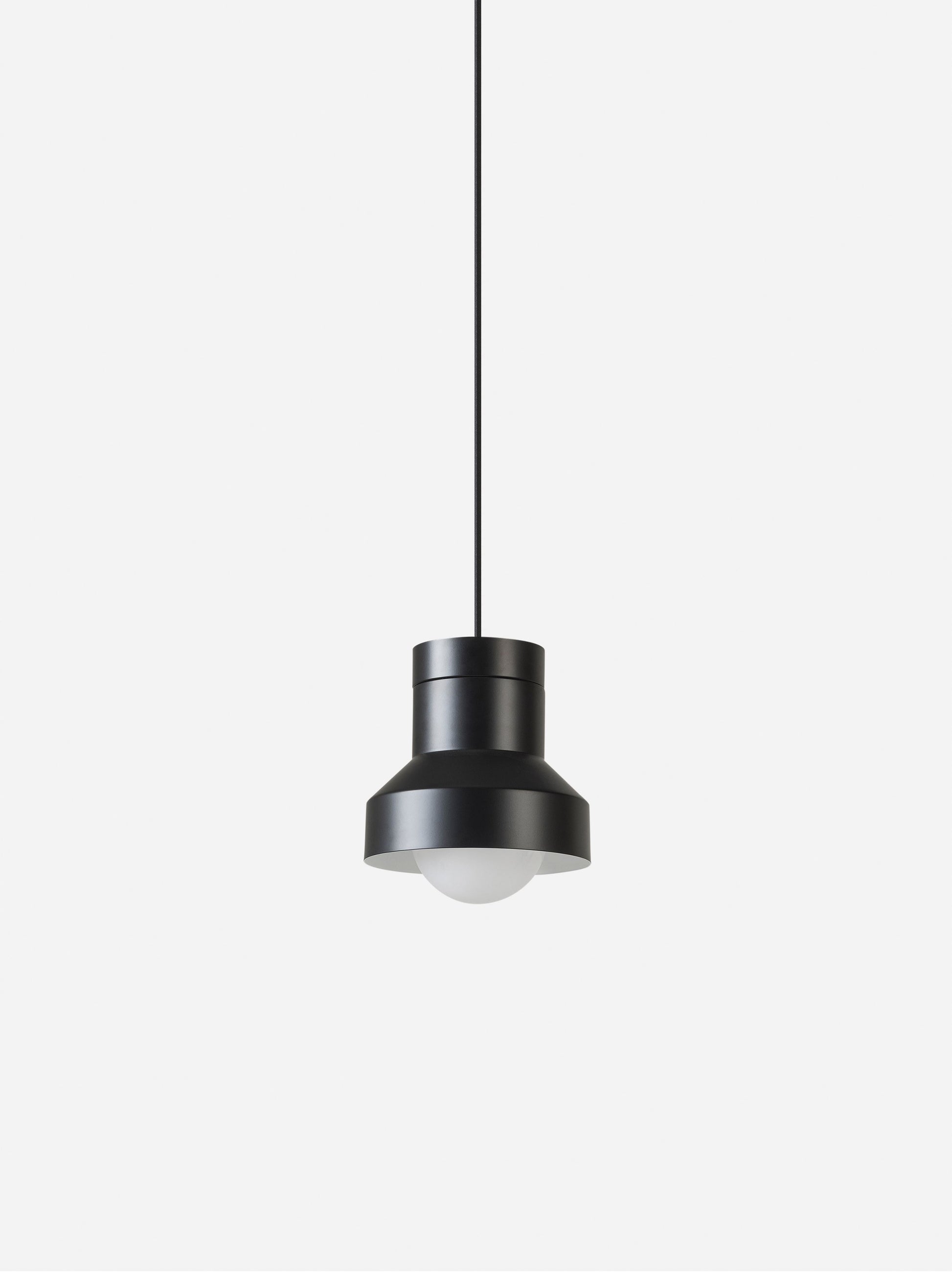 Pendant 45 Black / One Size