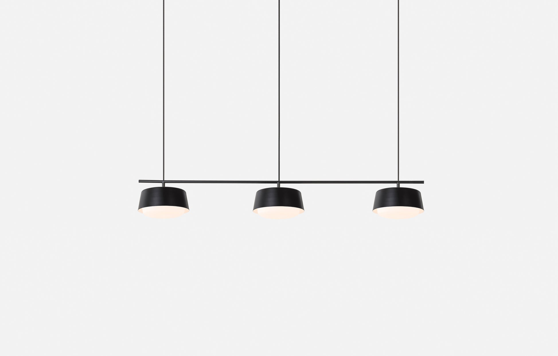 Ellipse Pendant Connection Bar Black / Small