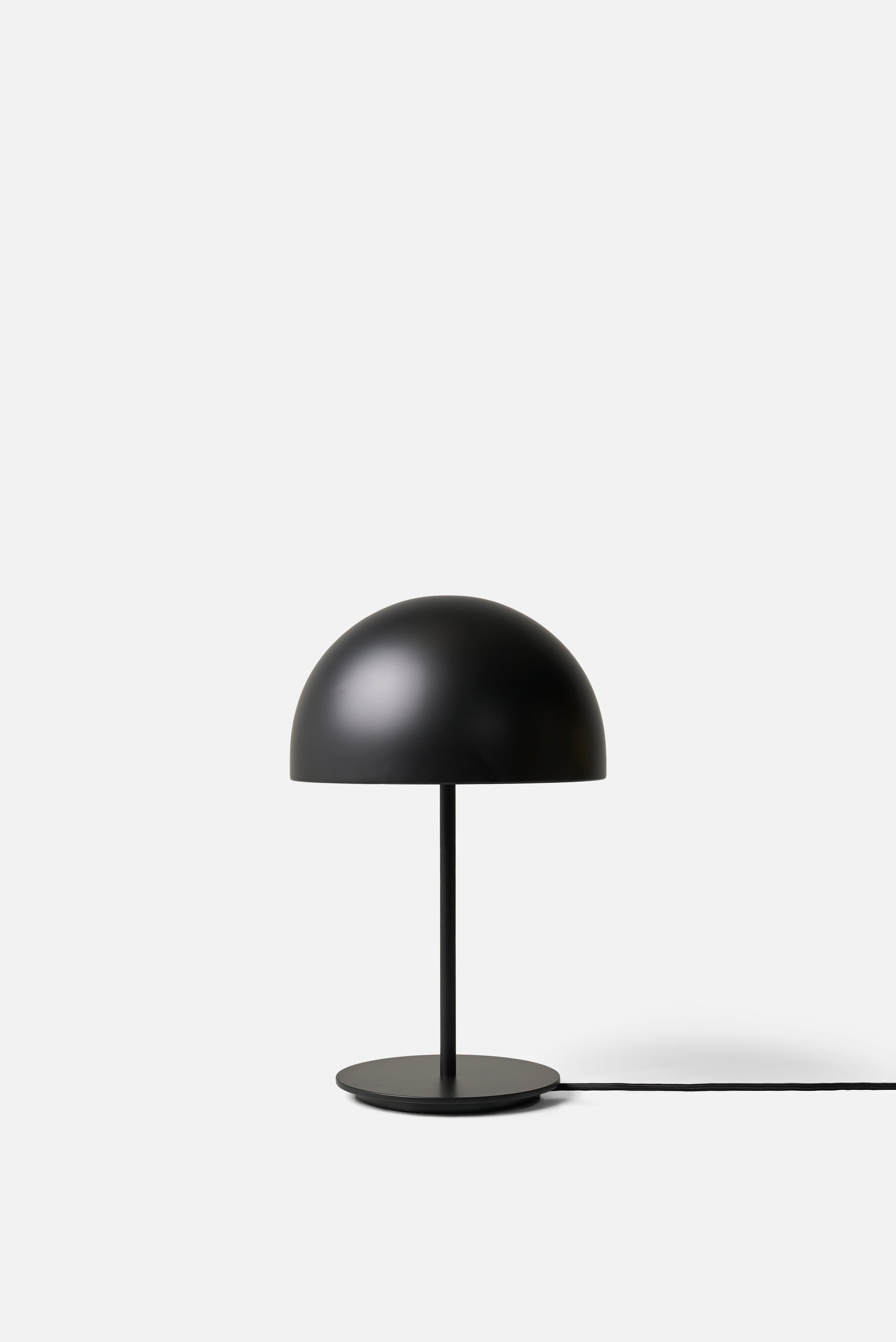 Pin Table Lamp Black / One Size