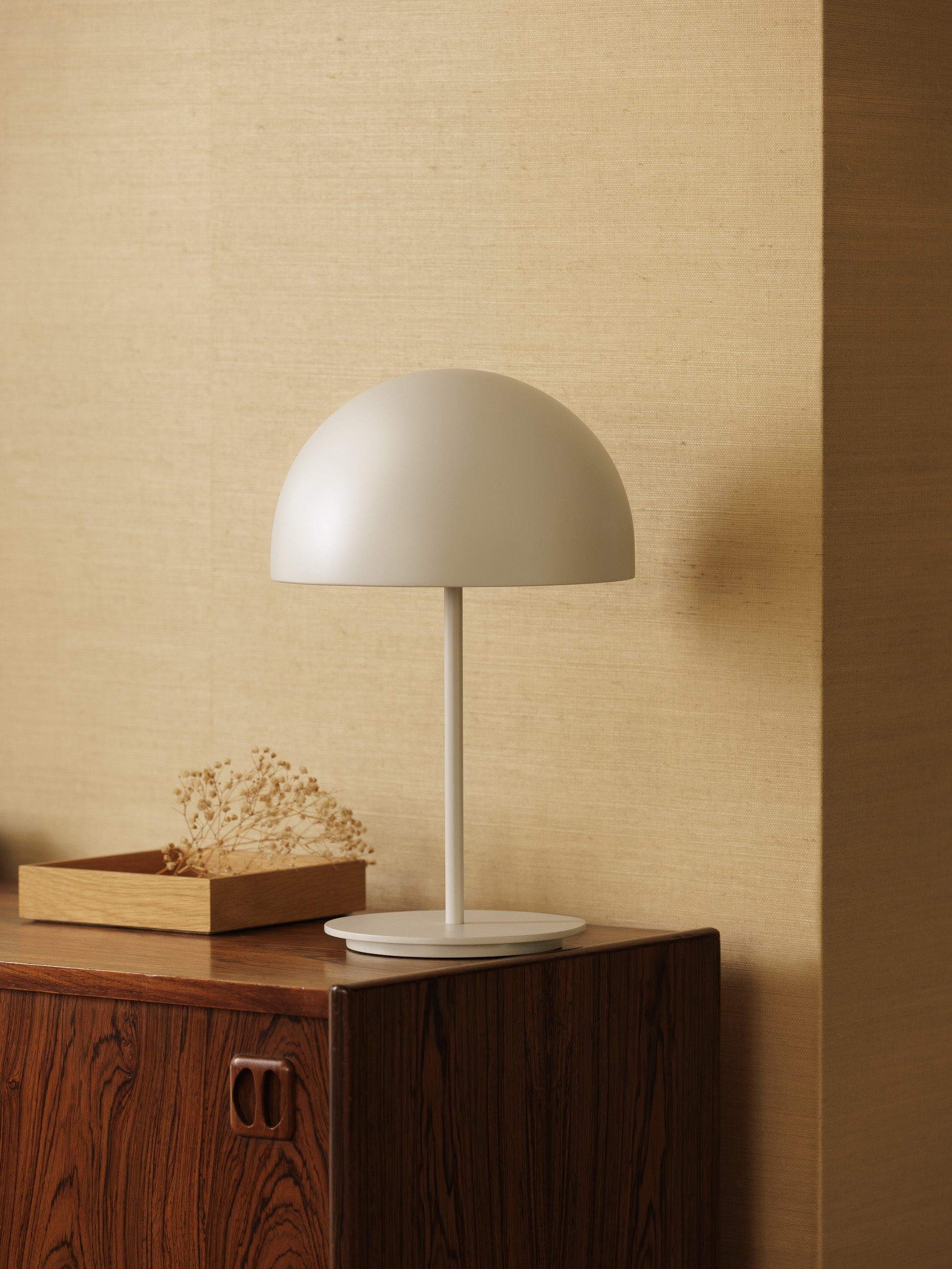 Pin Table Lamp White / One Size