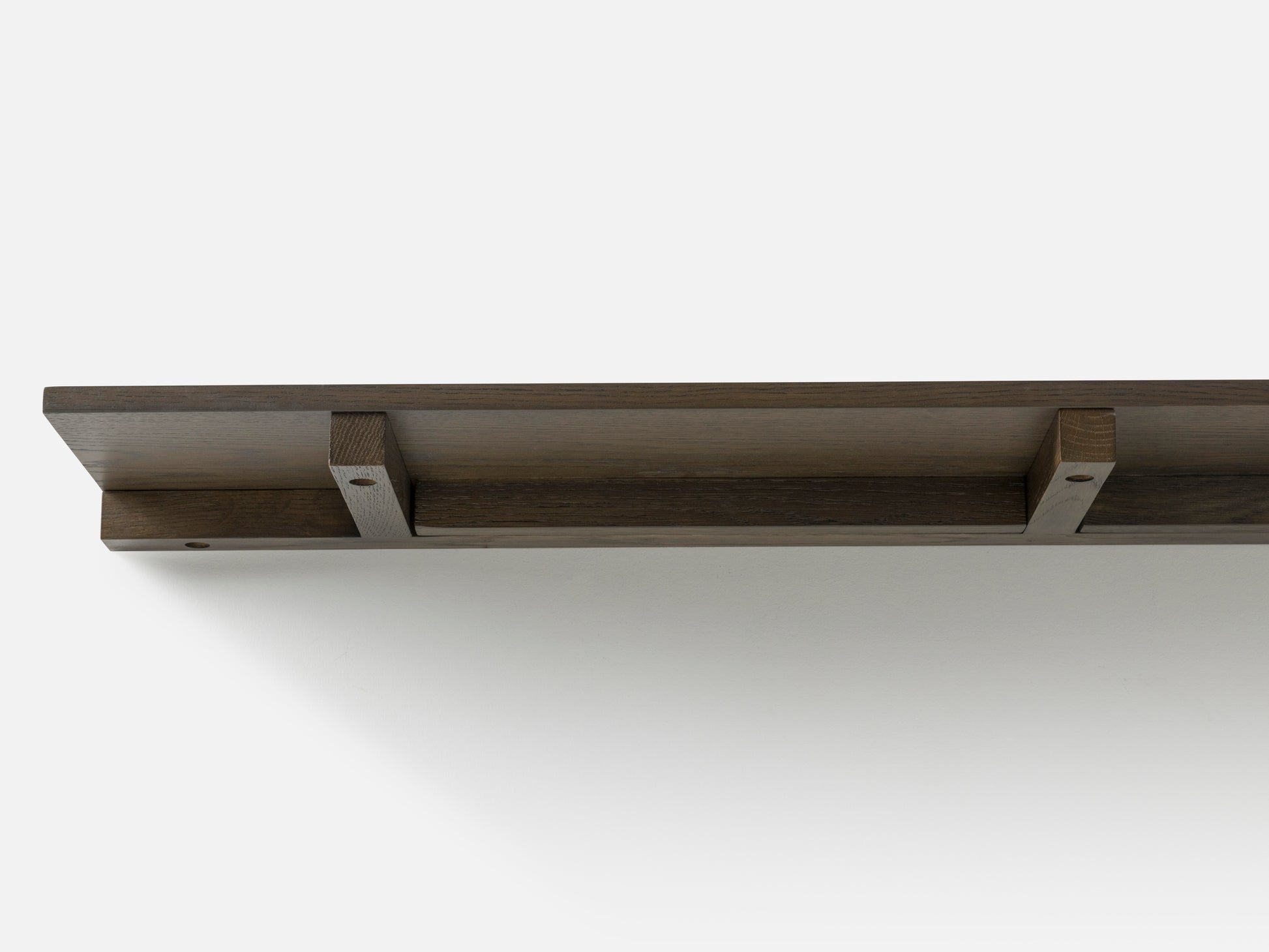 Craft Floating Shelf Smoked Oak / One Size
