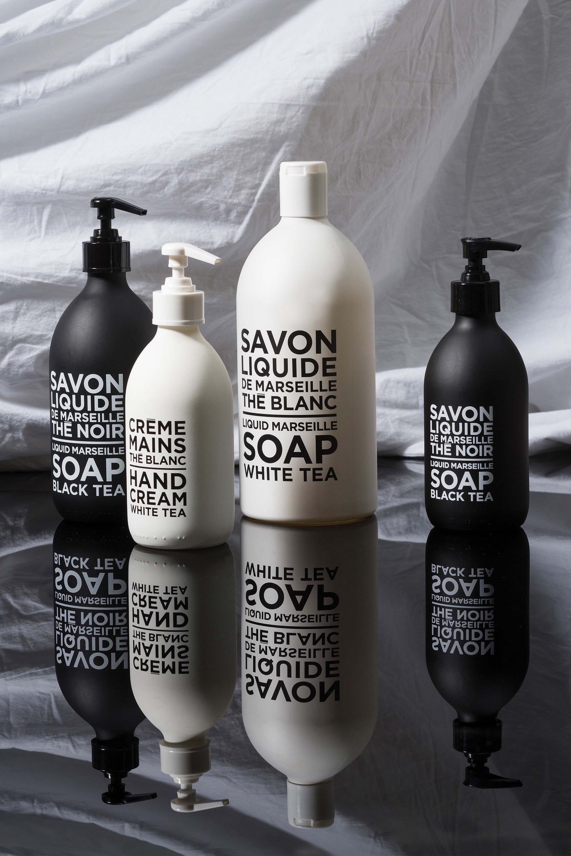 Black & White Liquid Marseille Soap Black Tea / 300ml