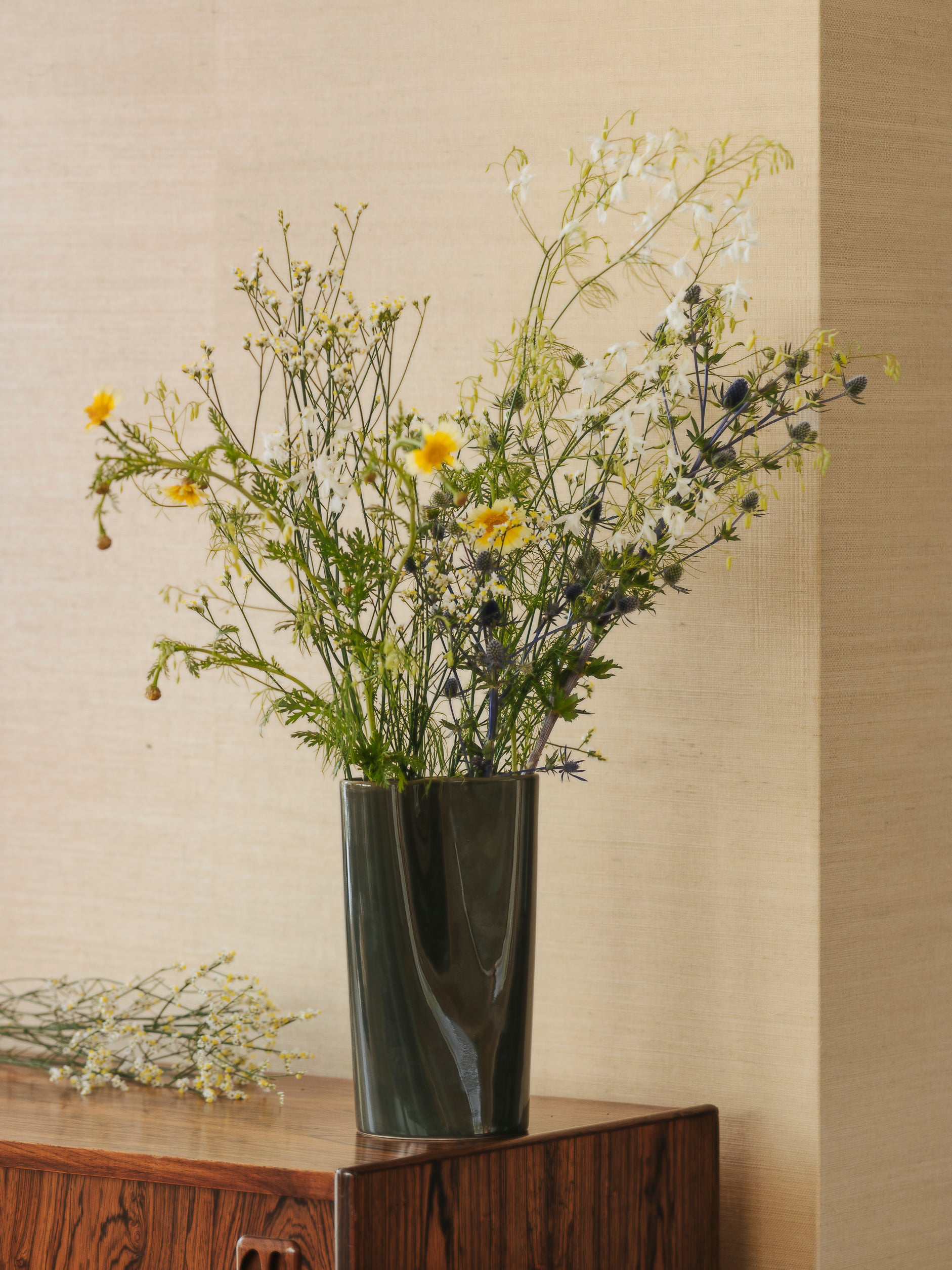 Pinch Vase Charcoal / Large