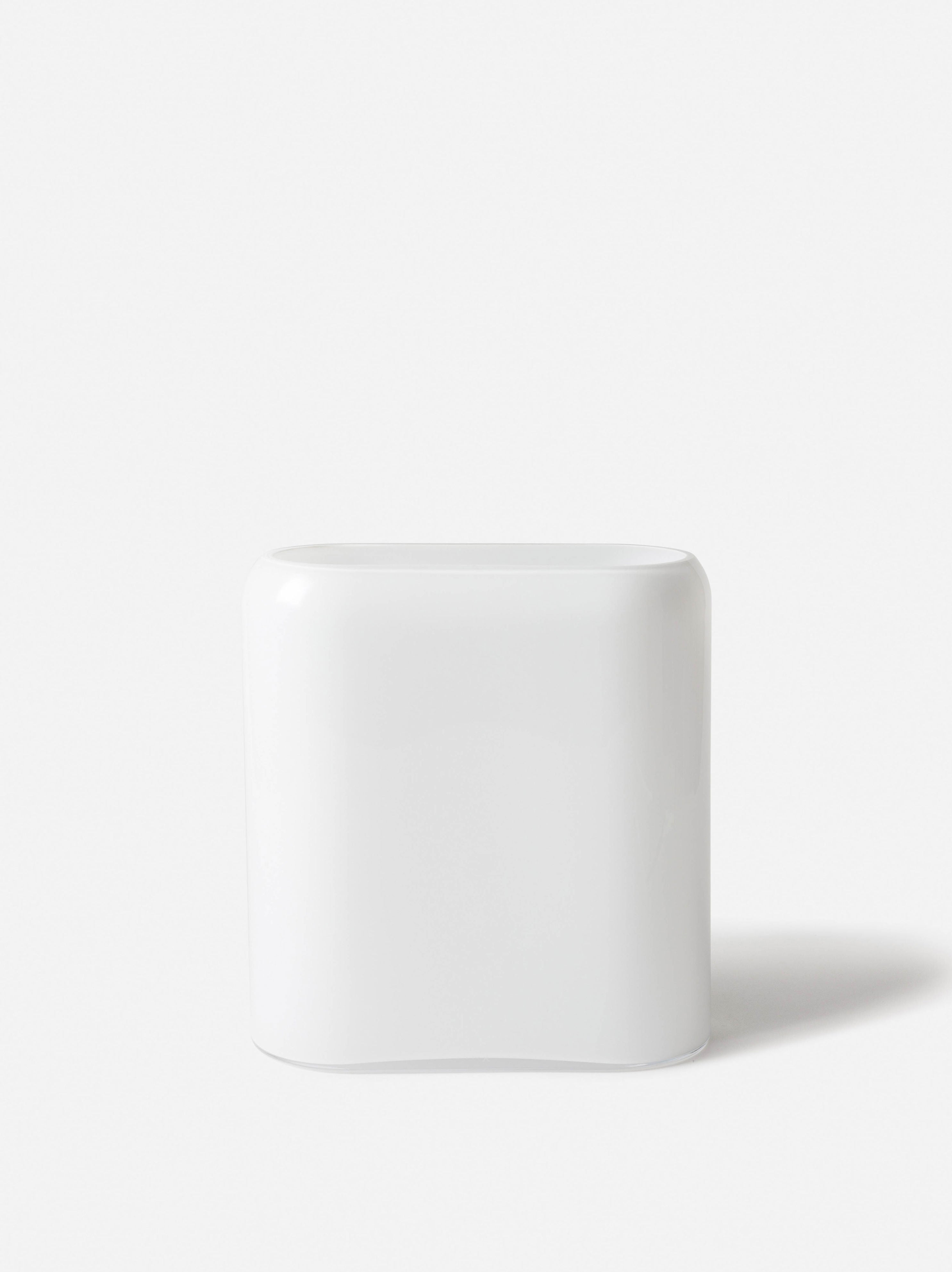 Nude Layers Vase Opal White / Medium