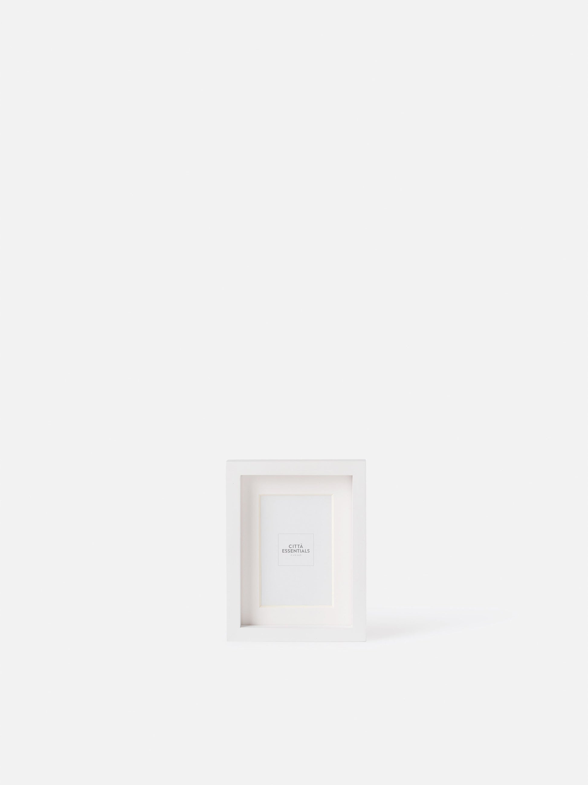 Edge Frame White / Photo 4x6 Small