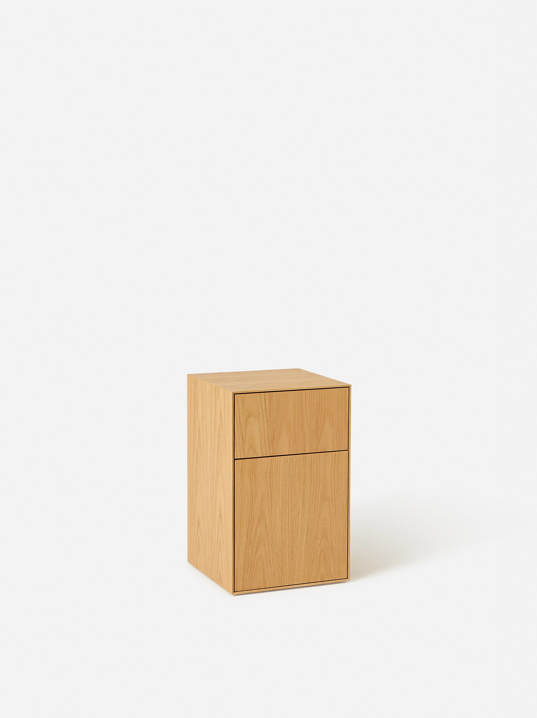 Plinth Bedside Left Hand Oak / One Size/Left Hand