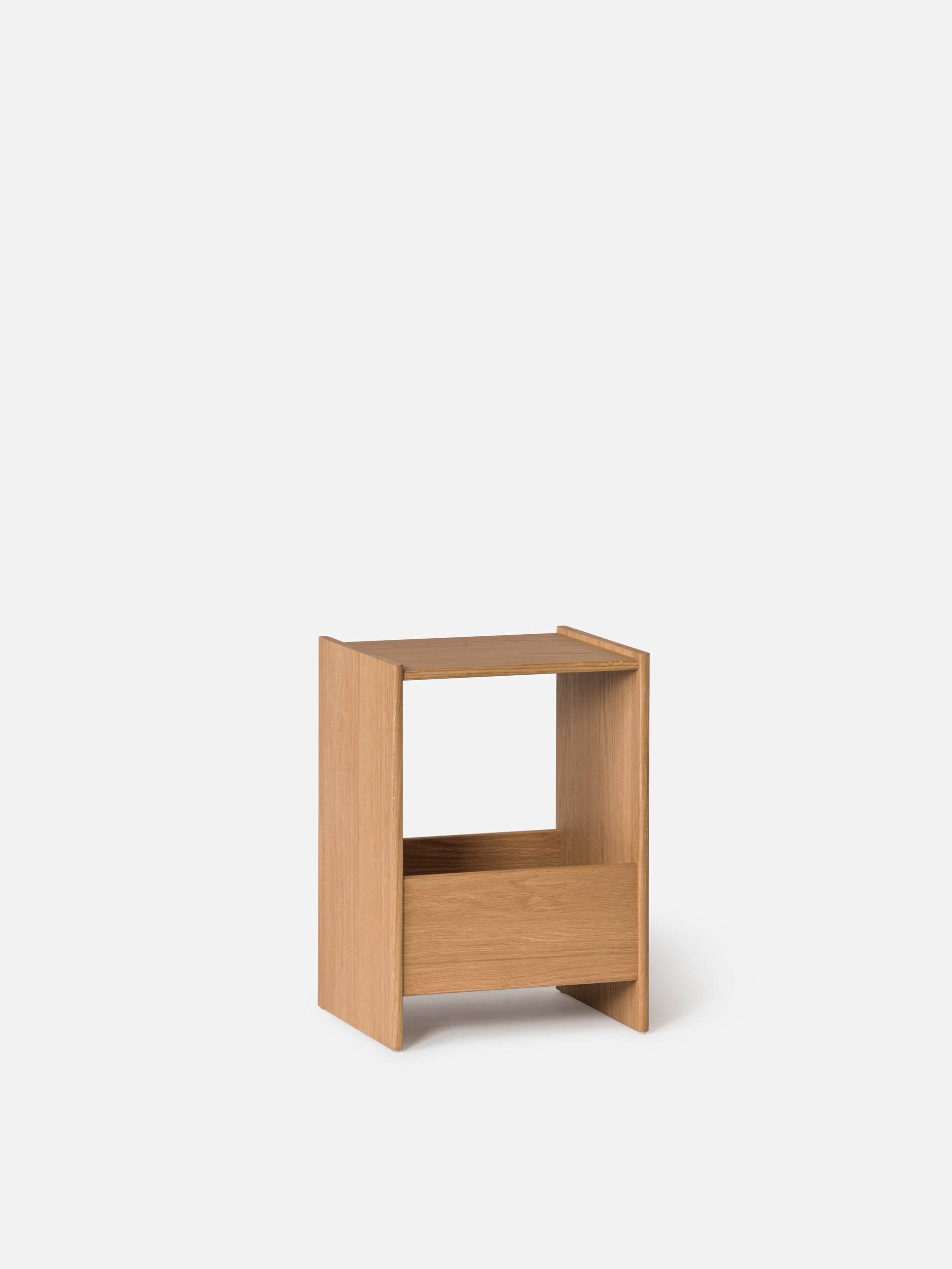 Switch Sidetable Oak / One Size