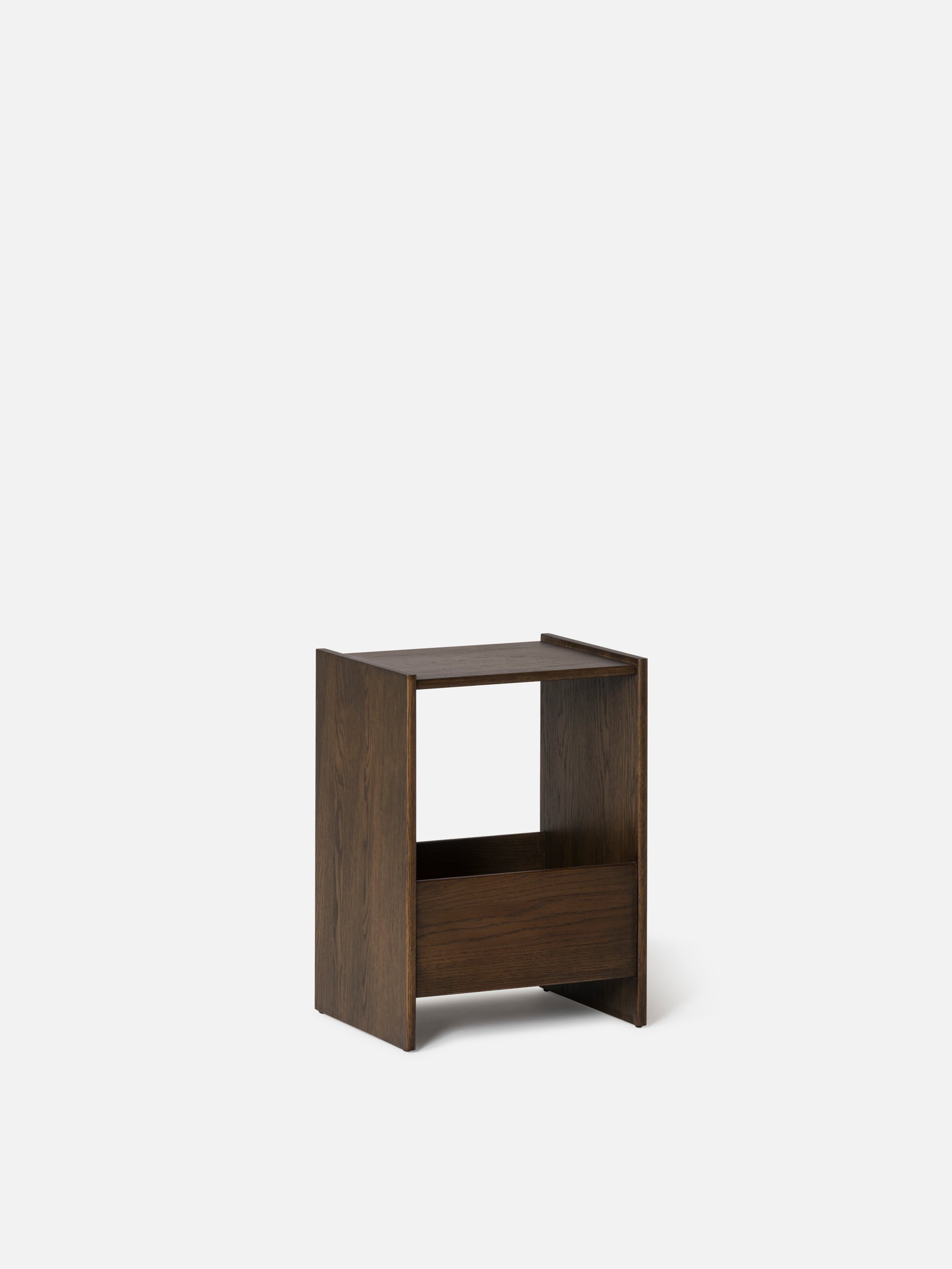 Switch Sidetable Smoked Oak / One Size