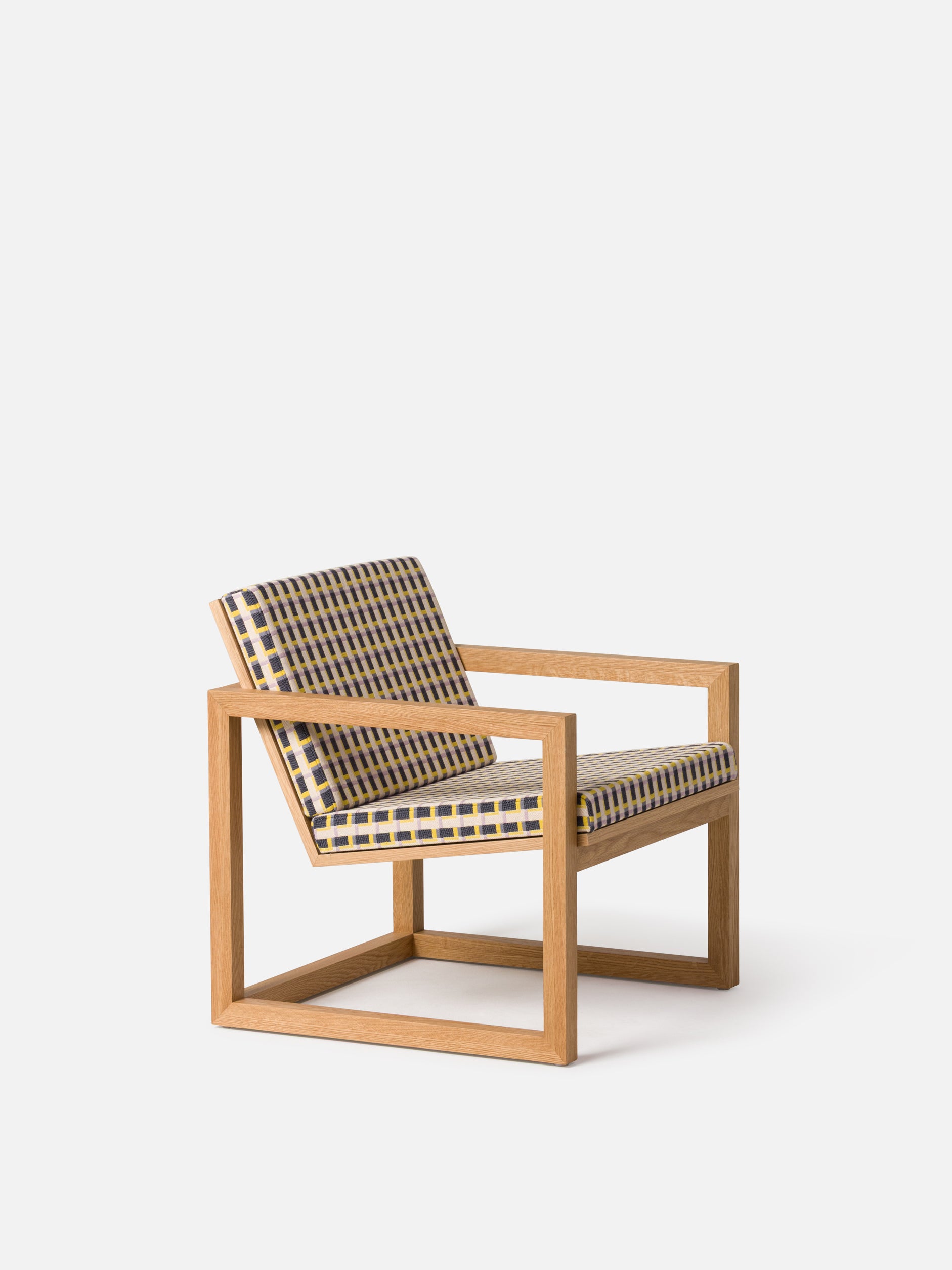 Framed Armchair Oak/Civic None / None
