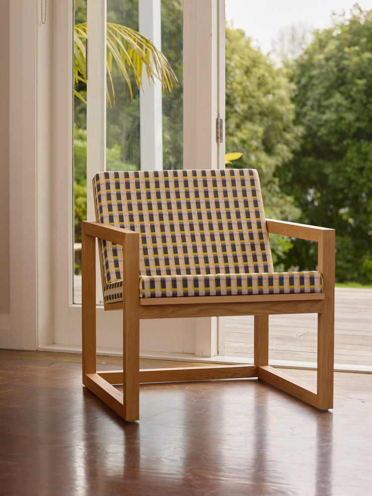 Framed Armchair Oak/Civic None / None