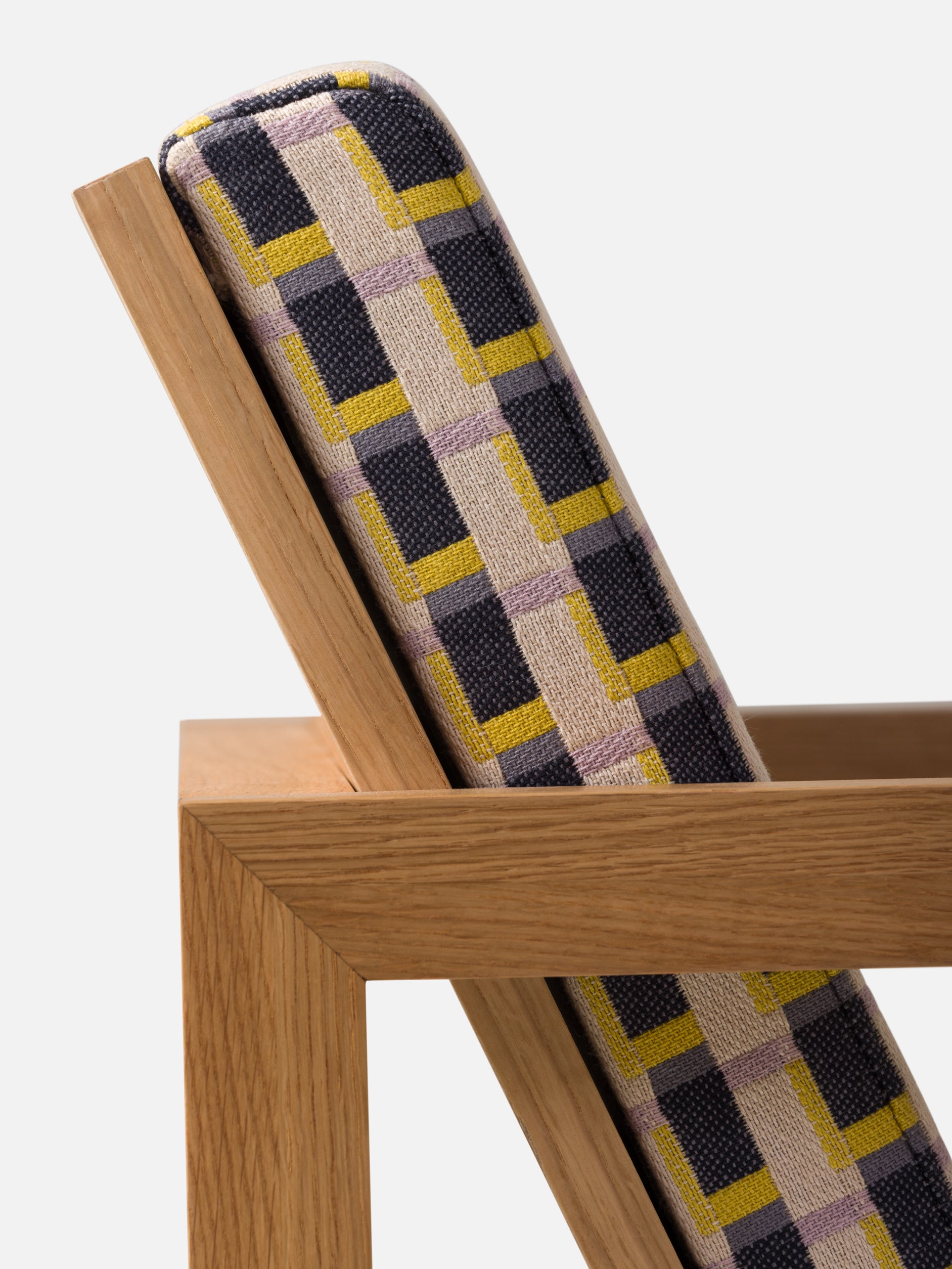 Framed Armchair Oak/Civic None / None