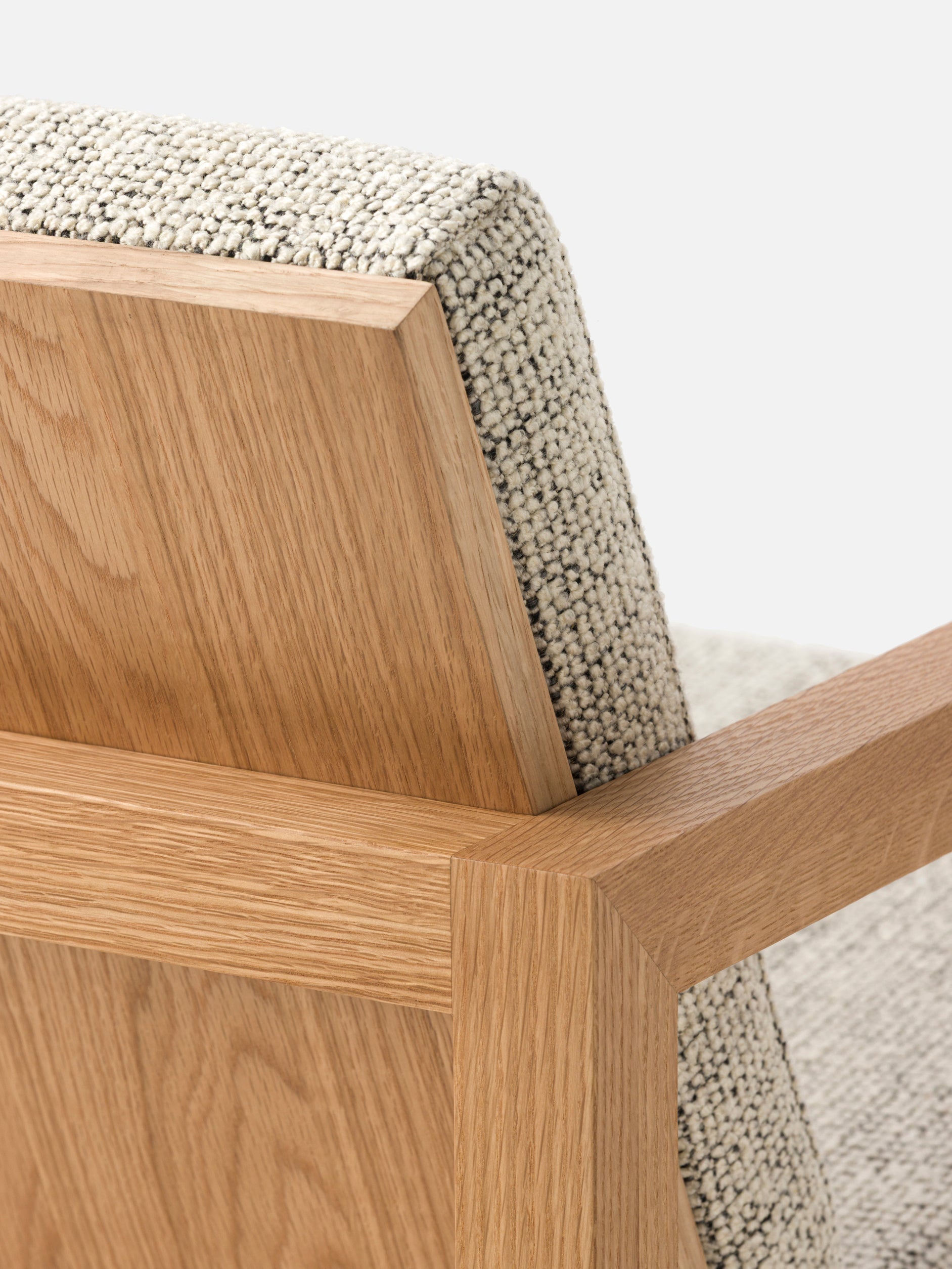 Framed Armchair Oak/Granite None / None