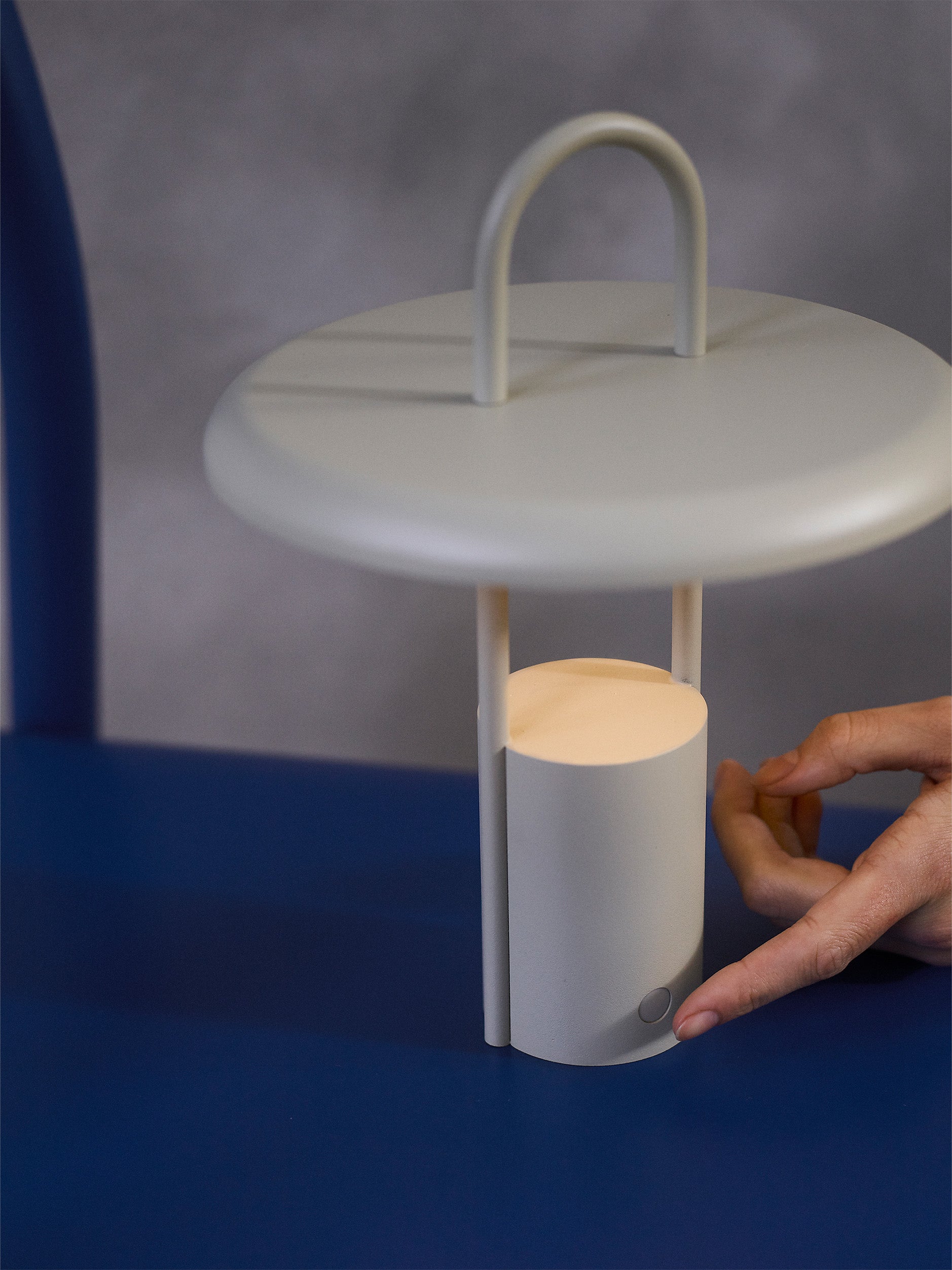 Pier Portable LED Lamp Sand / One Size