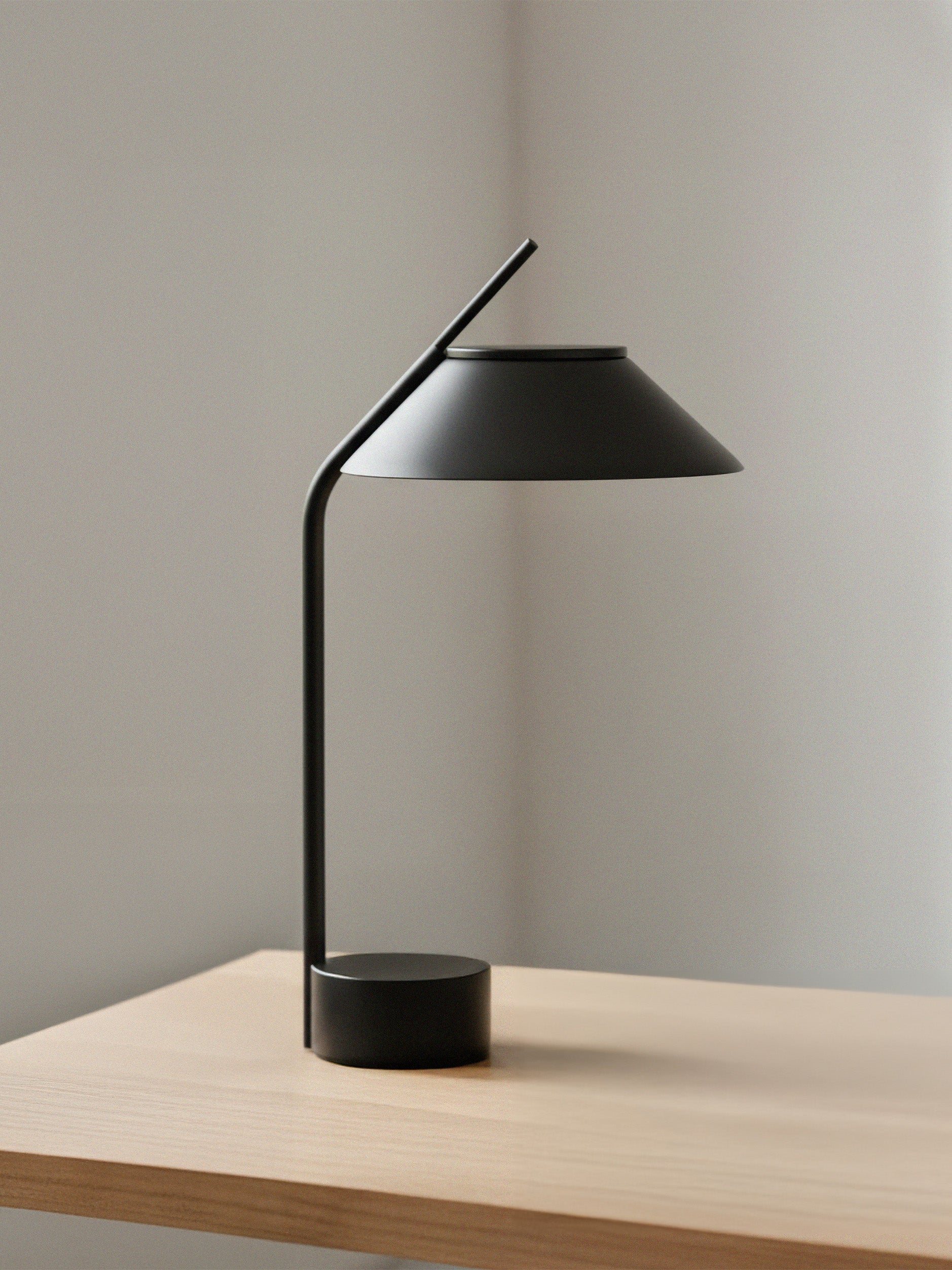 Vinkel Portable LED lamp Black / One Size
