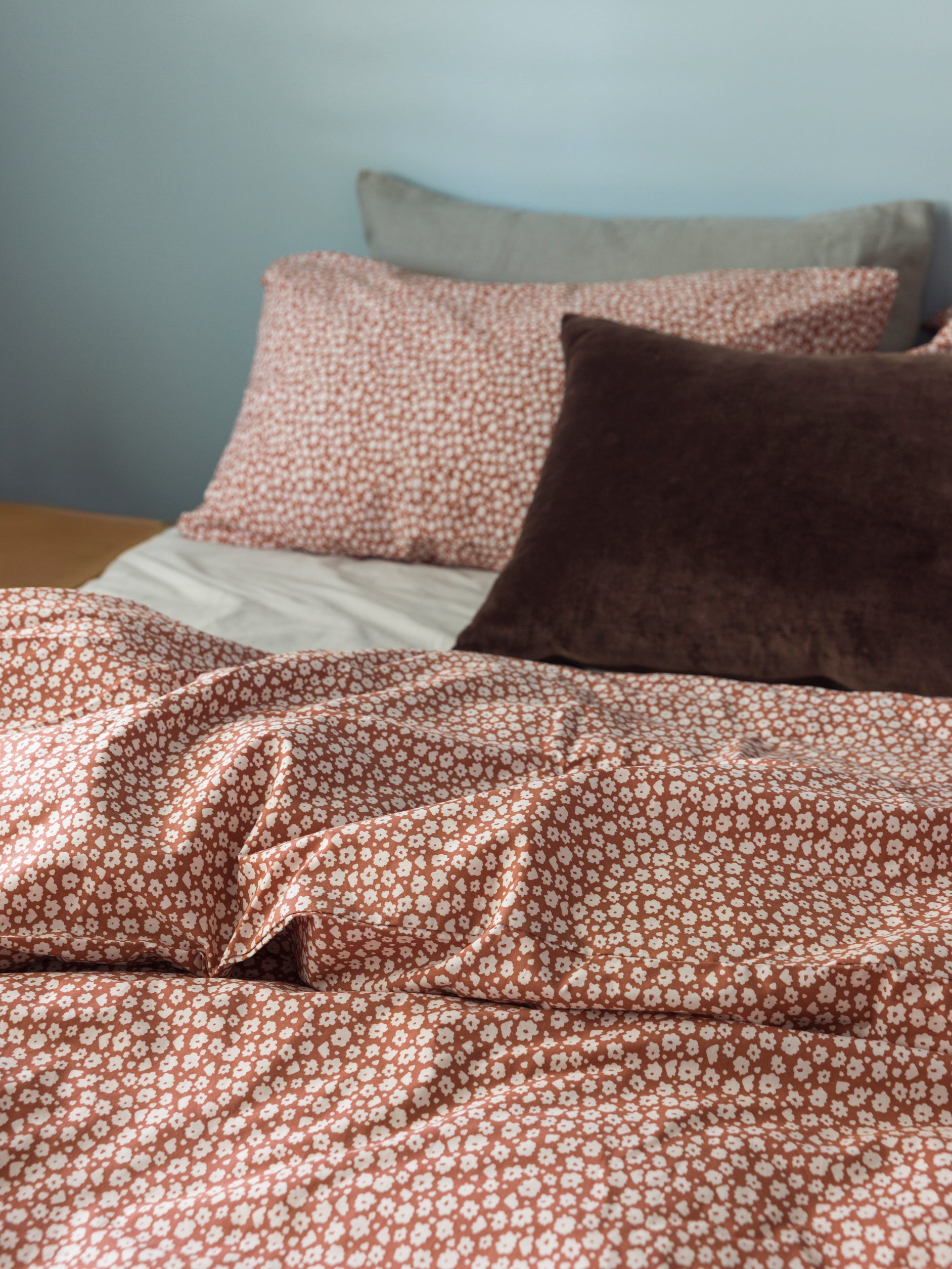 Forget Me Not Organic Cotton Duvet Cover Toffee/Nougat / Queen