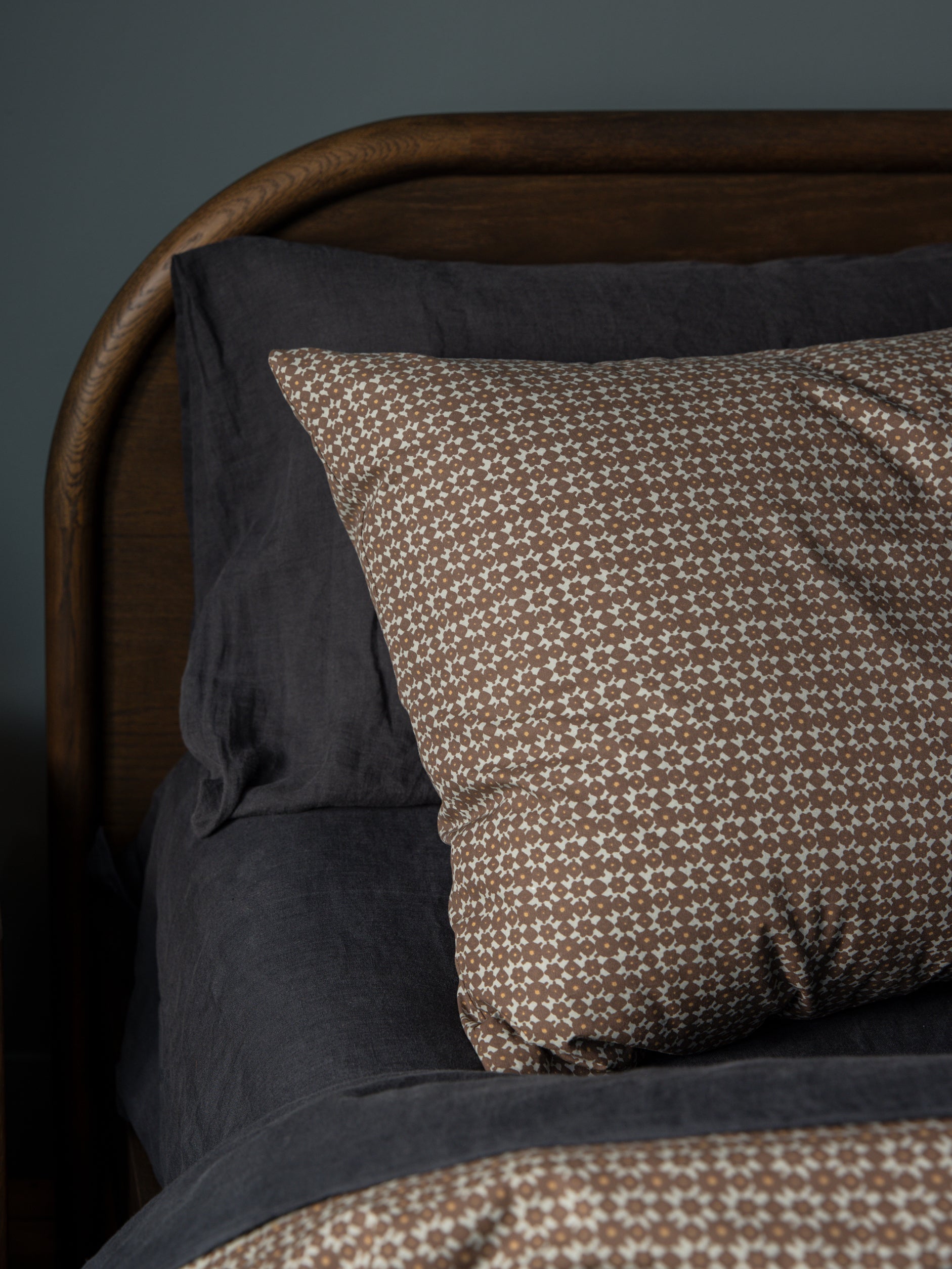 Porto Organic Cotton Euro Pillowcase Cocoa/Miso / European Pillowcase