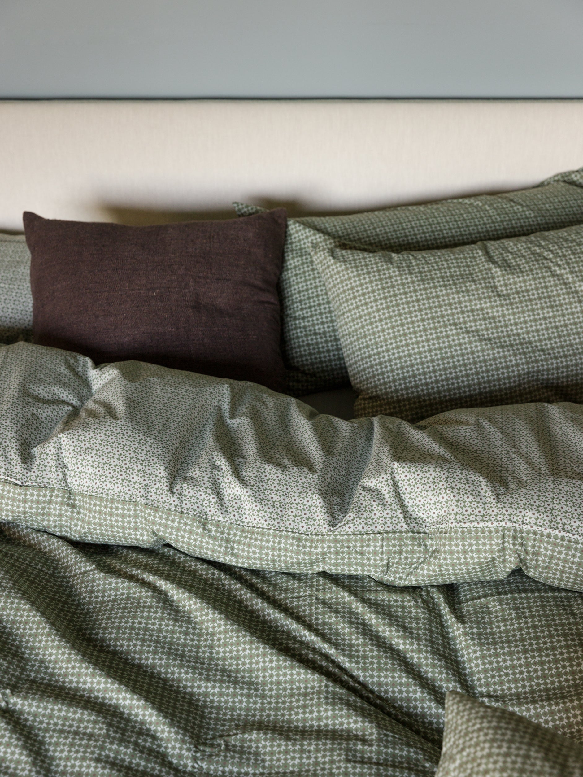 Porto Organic Cotton Duvet Cover Kale/Shadow / Super King
