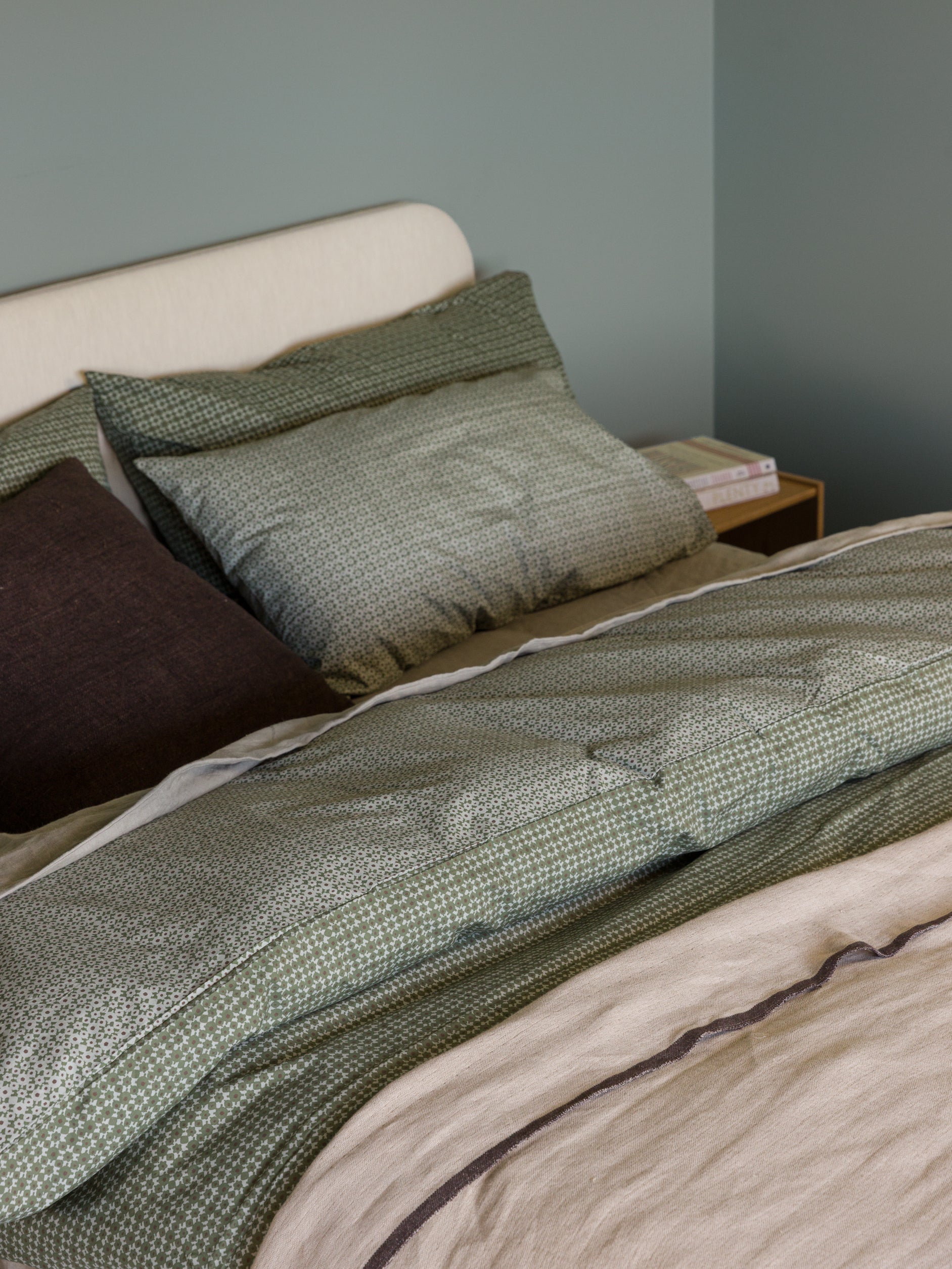 Porto Organic Cotton Pillowcase Pair Shadow/Kale / Pillowcase Pair