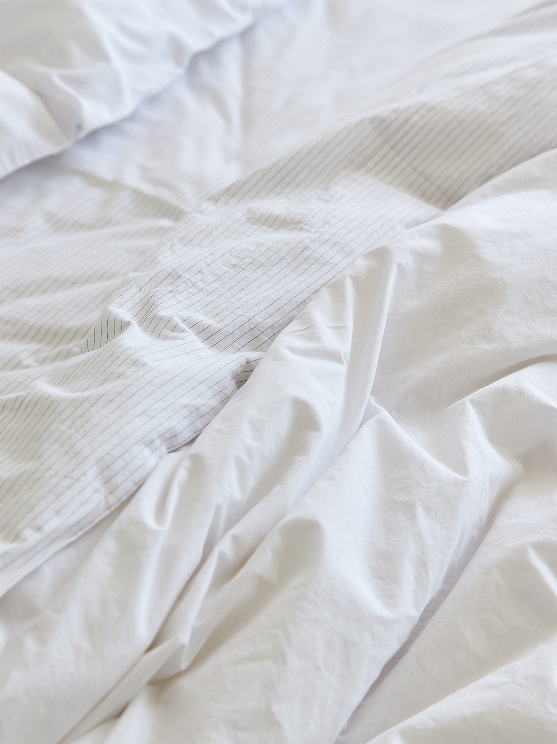 Classic Organic Cotton Duvet Cover White / Queen