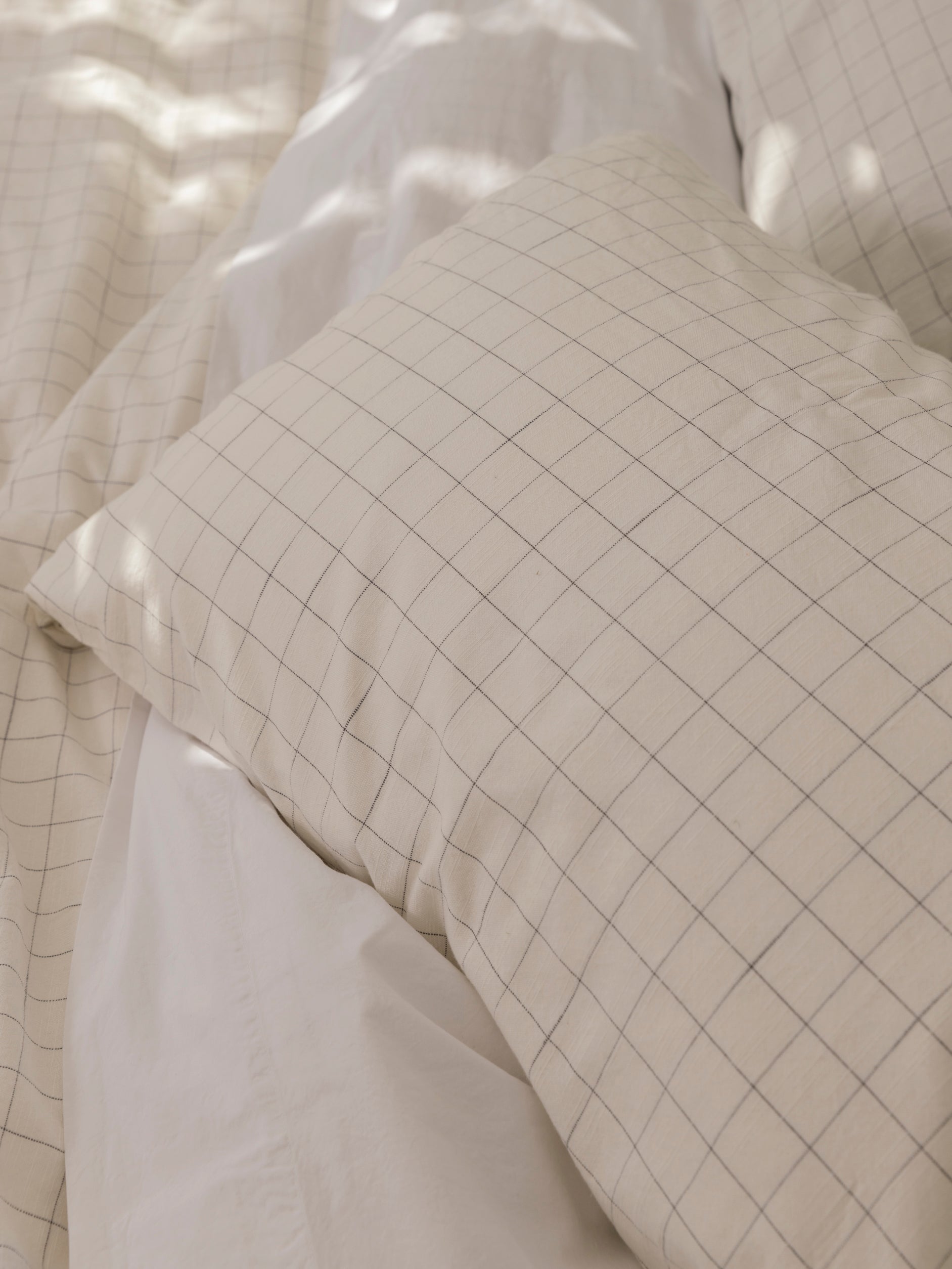 Grid Lodge Pillowcase Pair White/Charcoal / Lodge Pillowcase Pair
