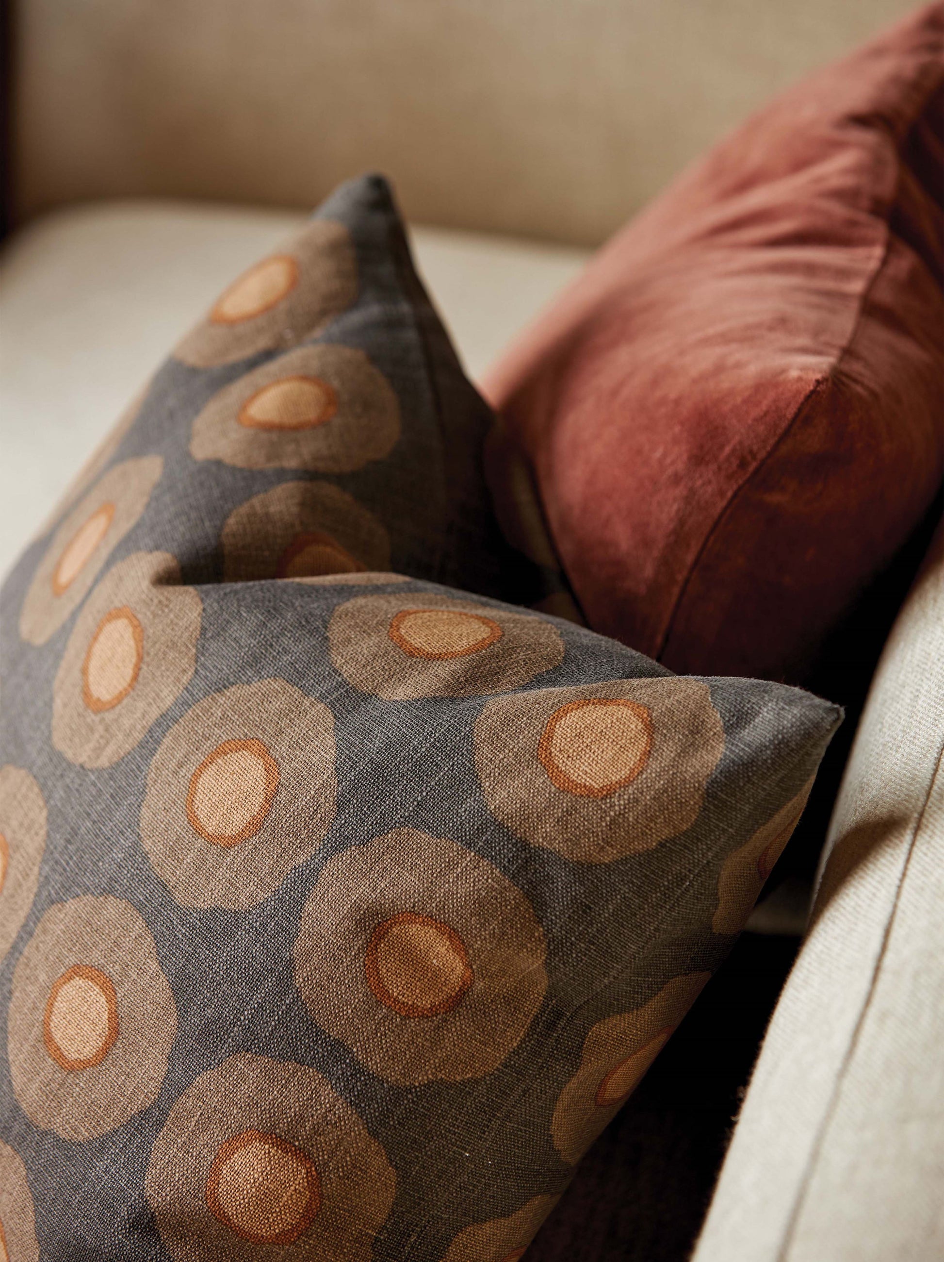Sunflower Cushion Cover Pepper/Multi / 55x45cm