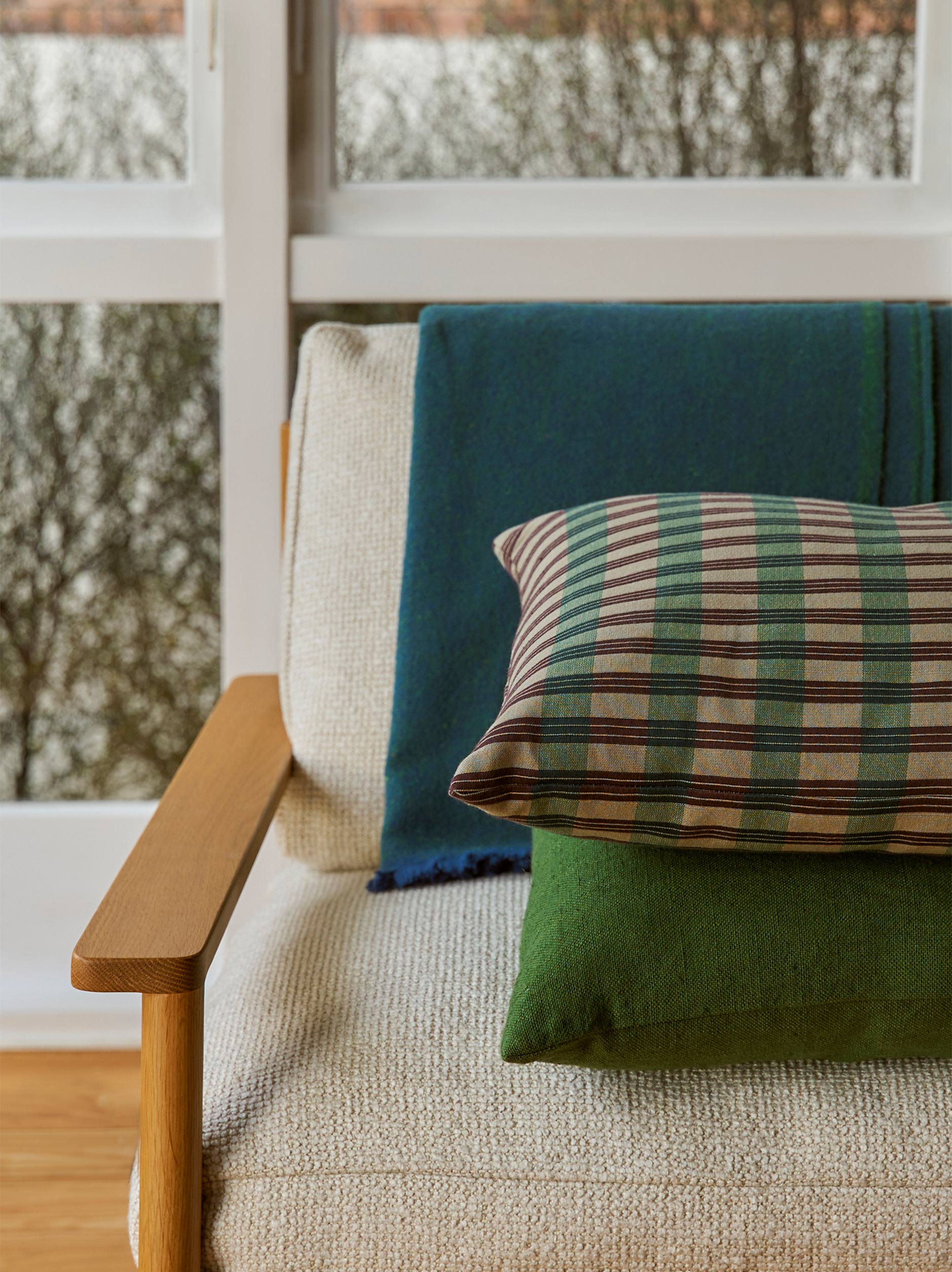 Folio Cushion Cover Mint/Boysenberry / 60x40cm