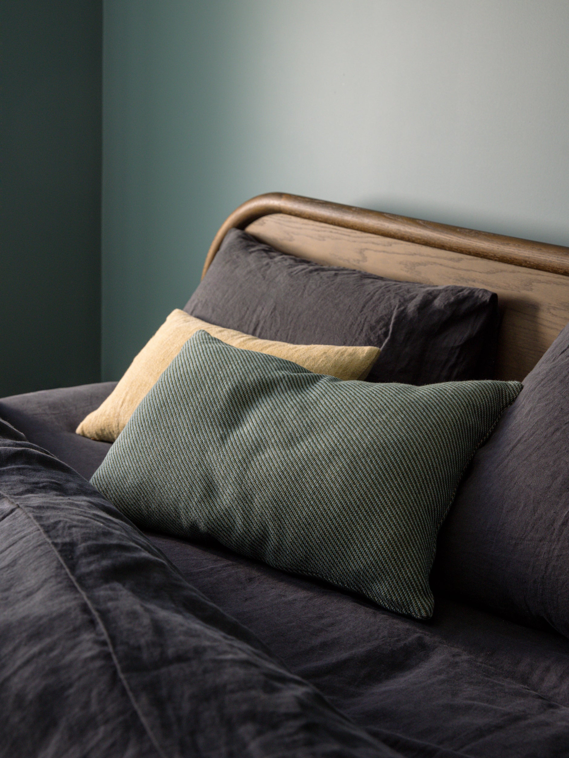 Carnaby Cushion Cover Pine/Multi / 60x40cm