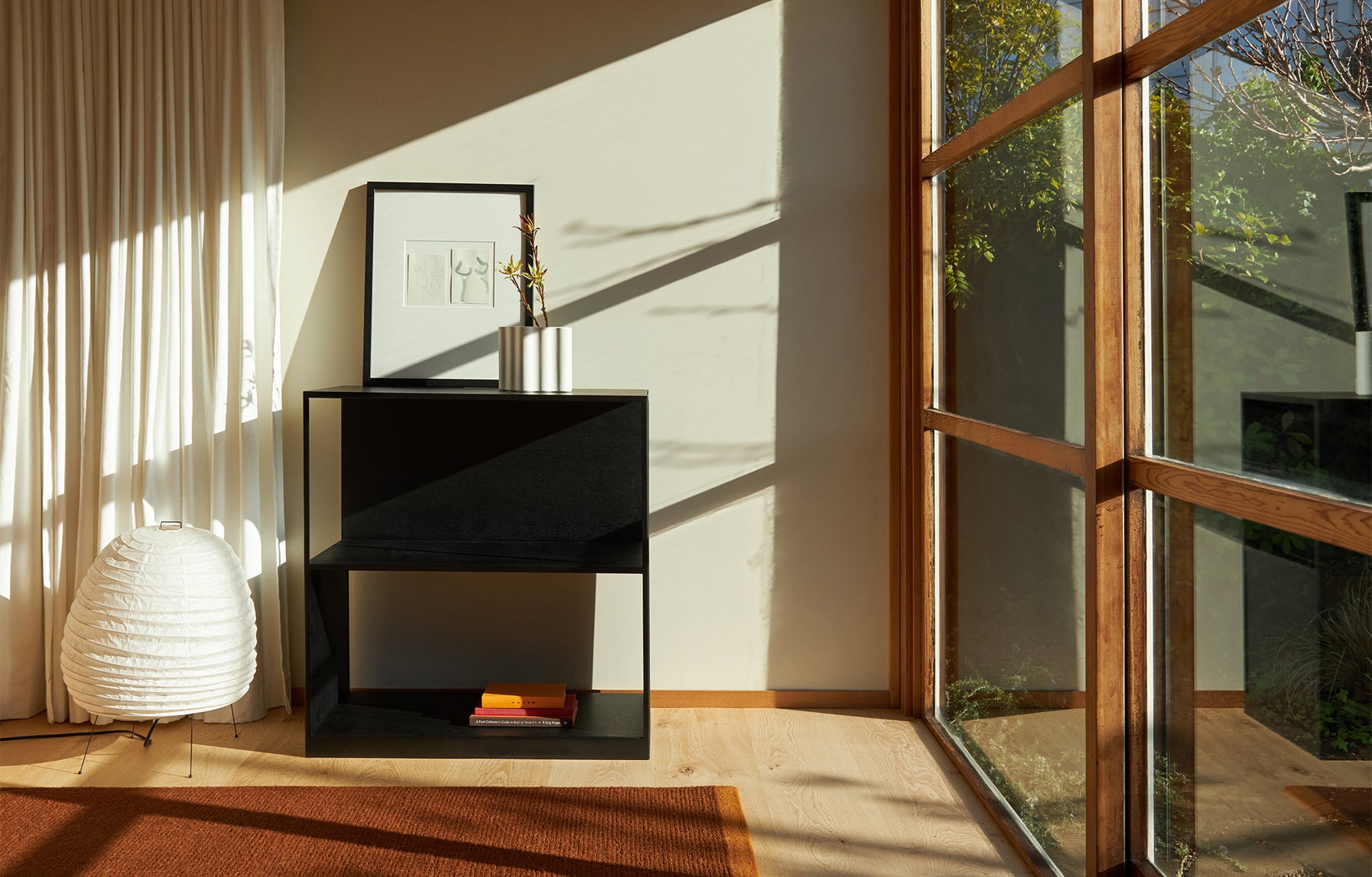 Linear Shelf Low Single Dark Oak / Queen