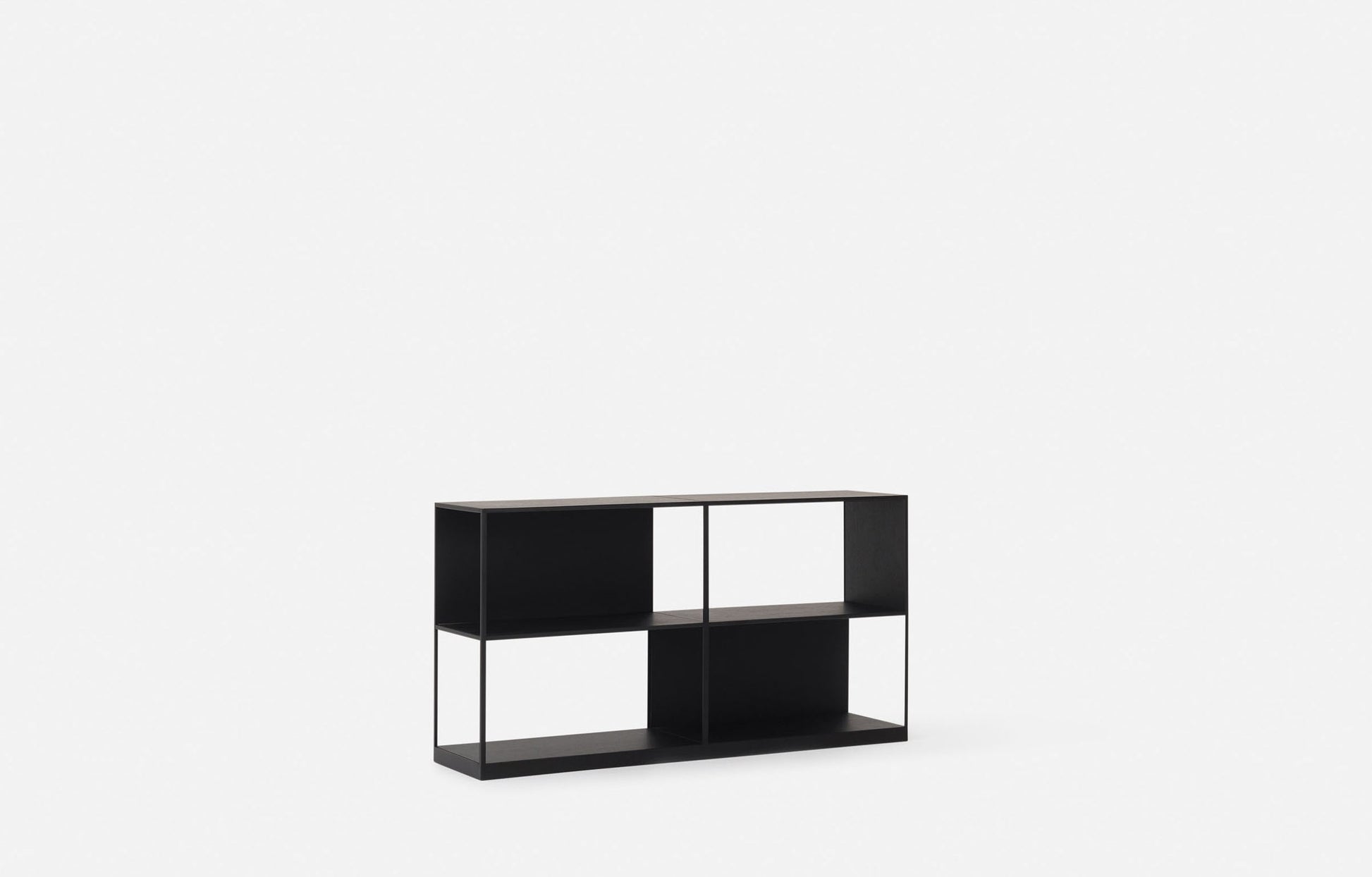Linear Shelf Low Double Black / One Size