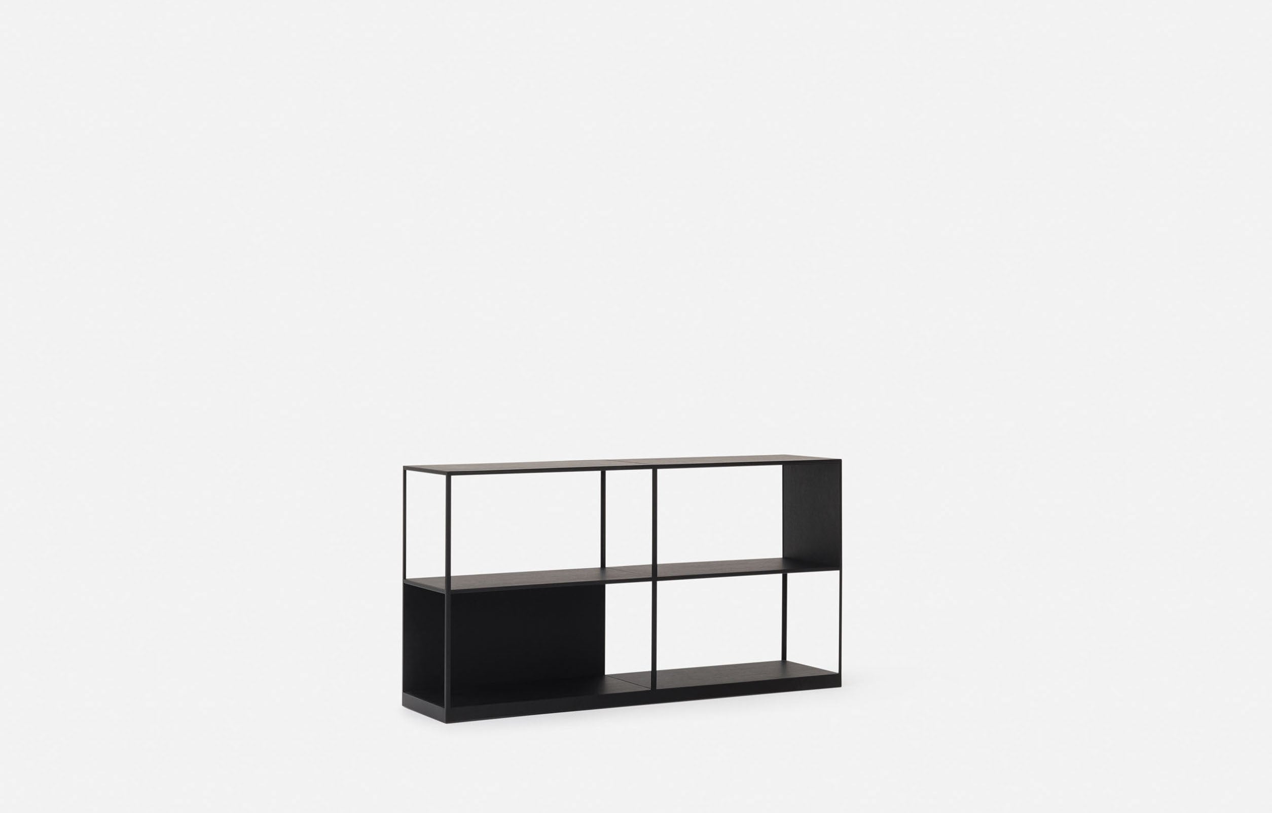 Linear Shelf Low Double Black / One Size