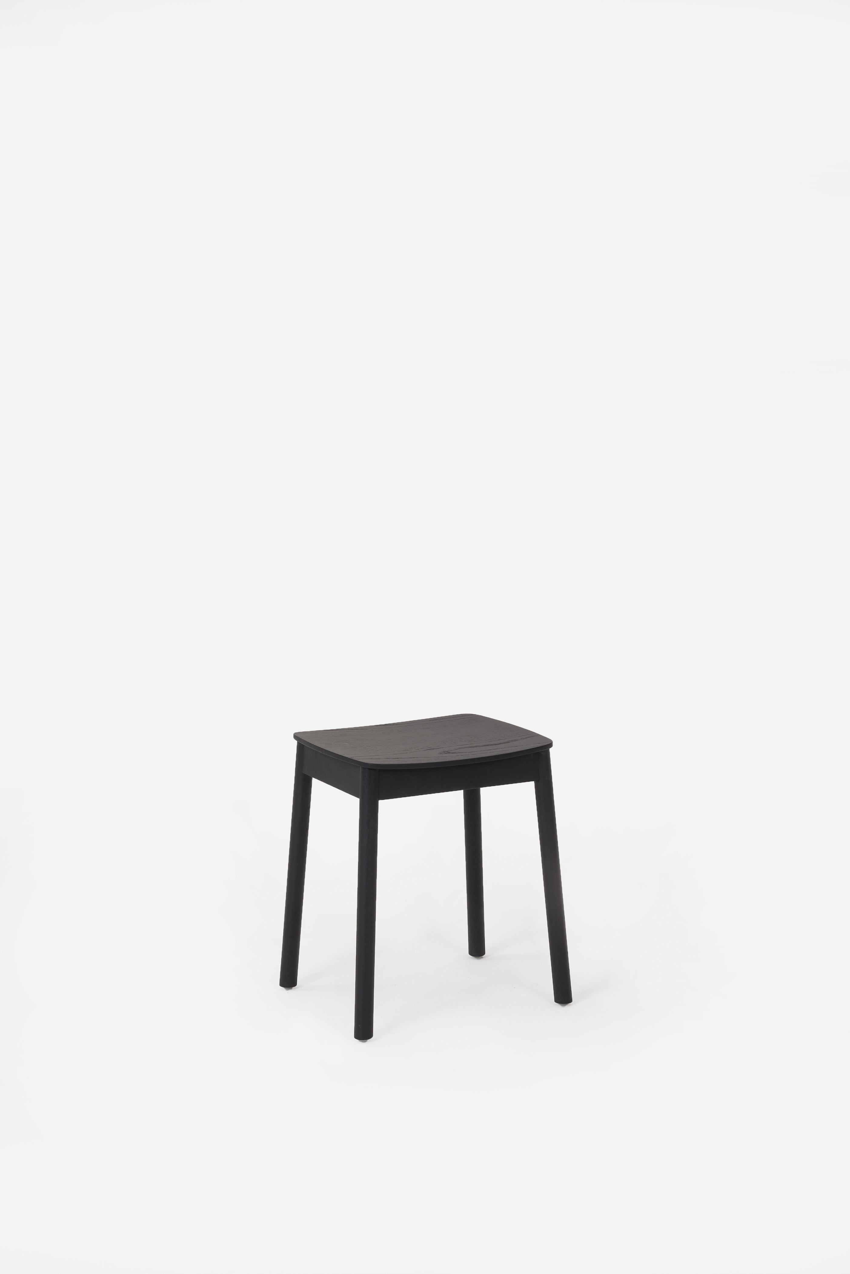 Radial Stool Low Black / 46.5cmh