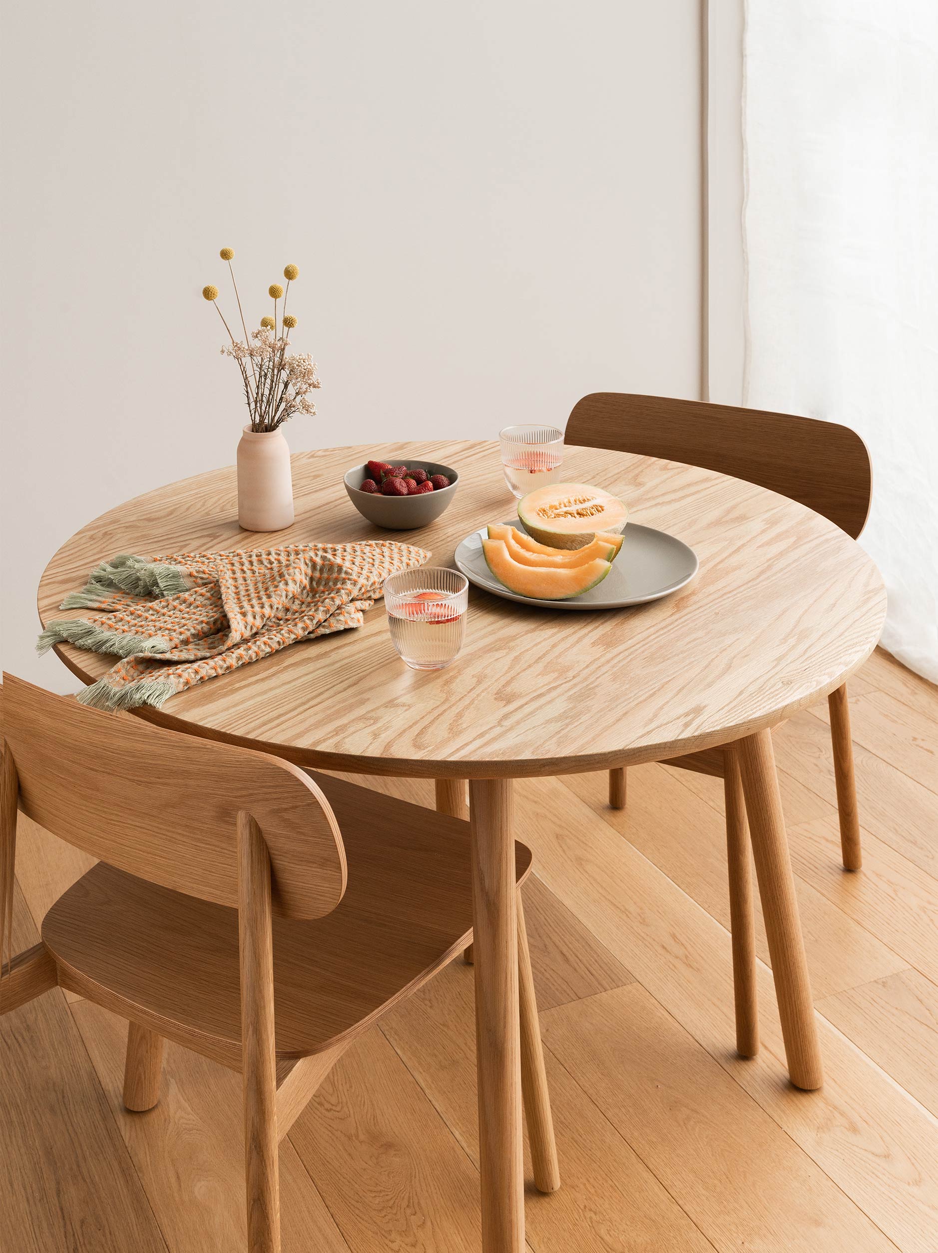 Radial Dining Chair Dark Oak / Super King