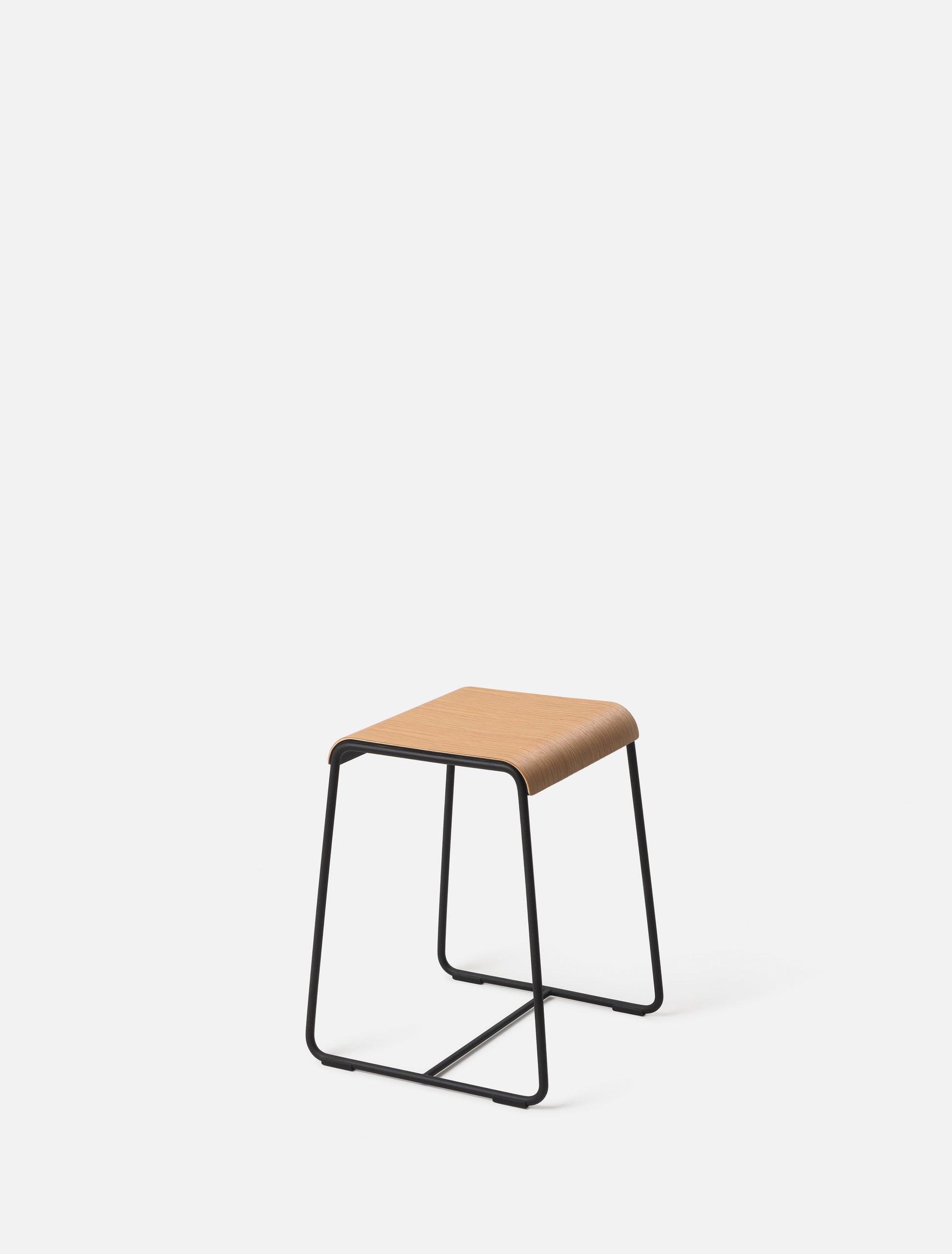 S2 Stool Black/Oak / Small