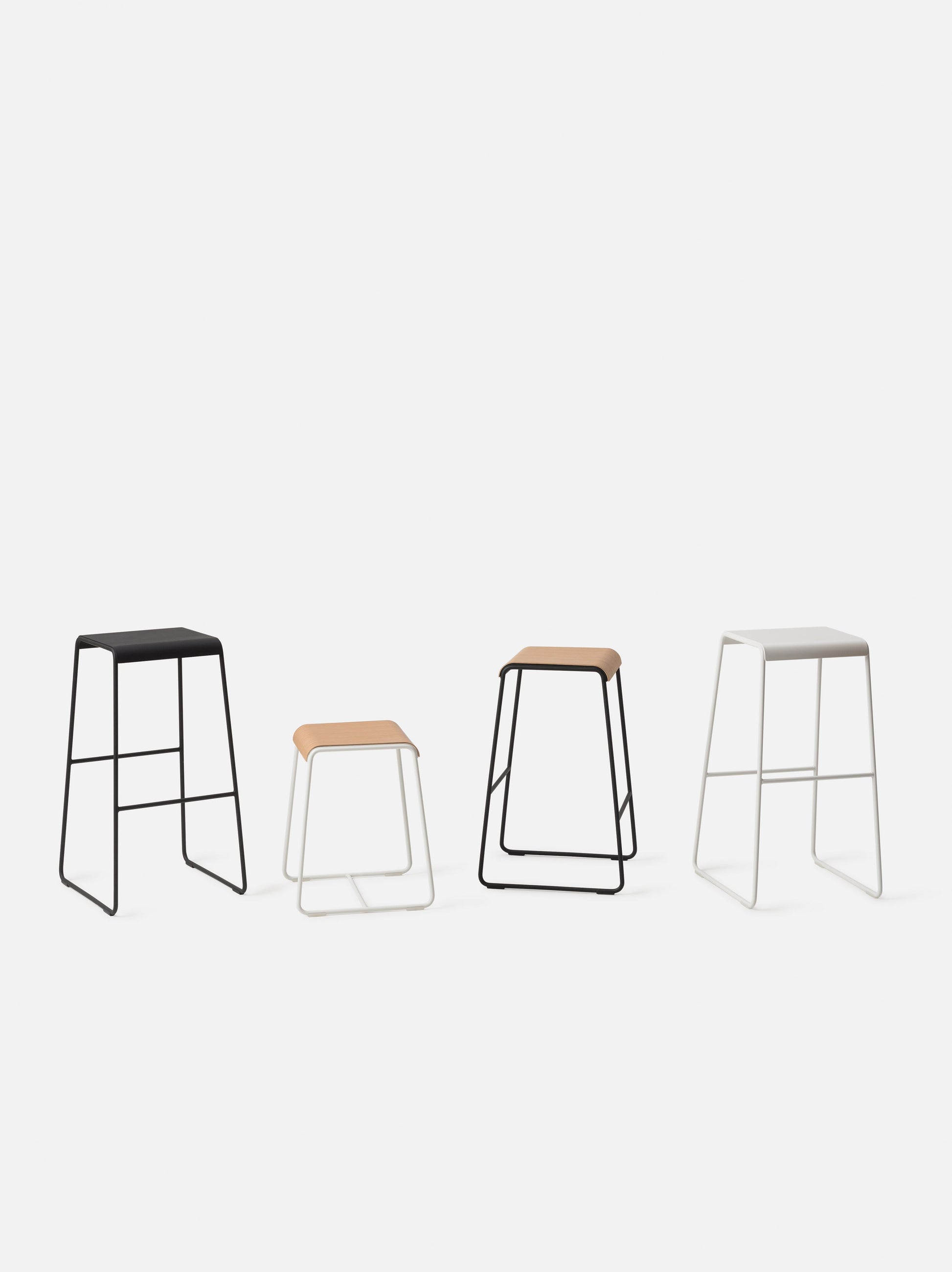 S2 Stool White/Oak / Small