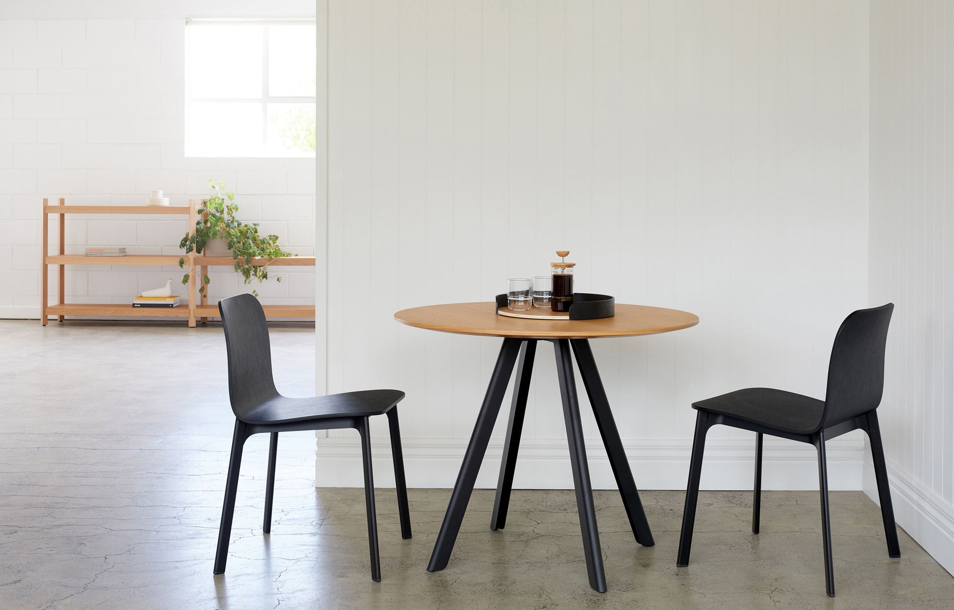 Assembly Round Dining Table Oak/Black / Small