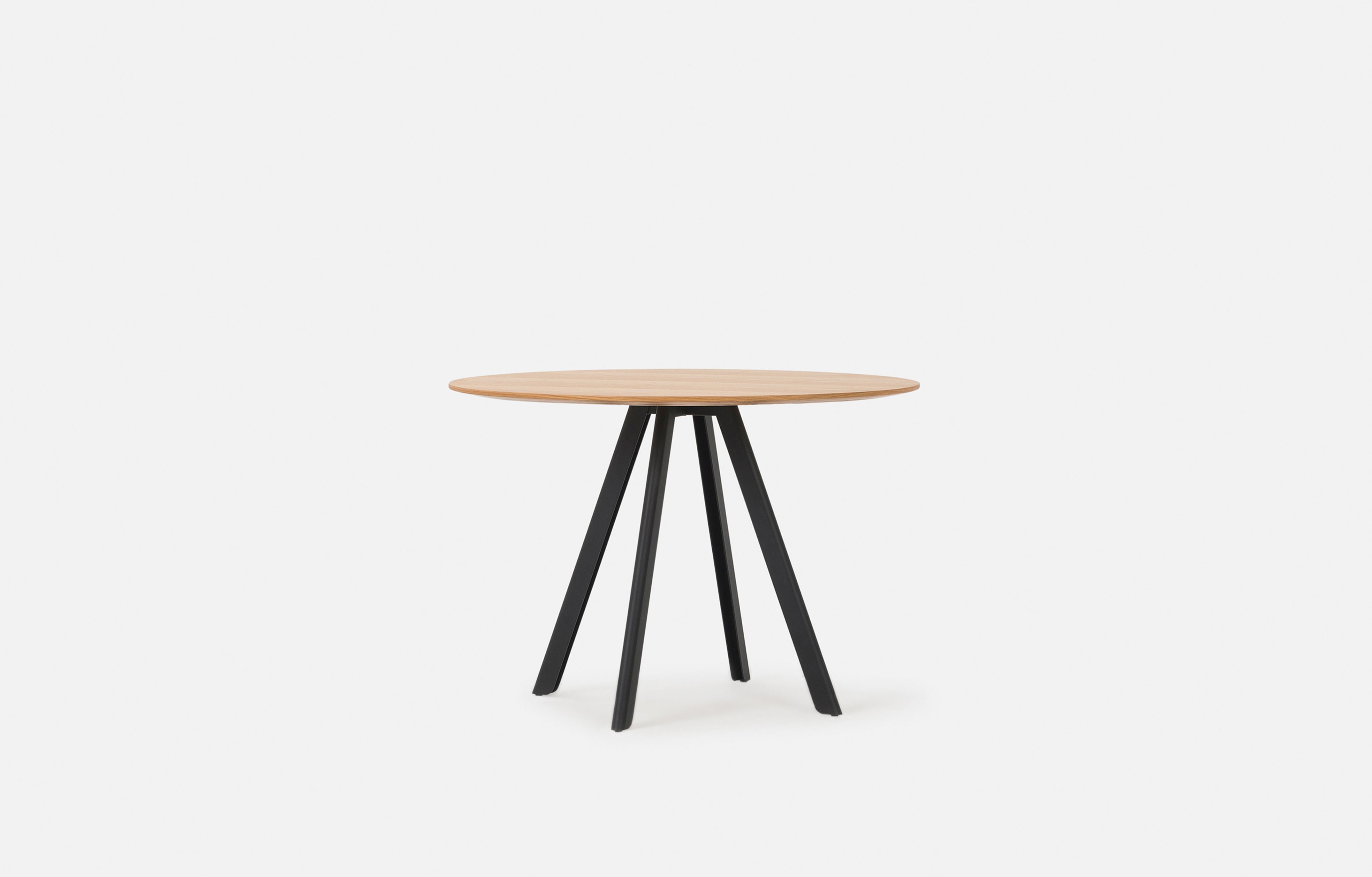Assembly Round Dining Table Oak/Black / Large