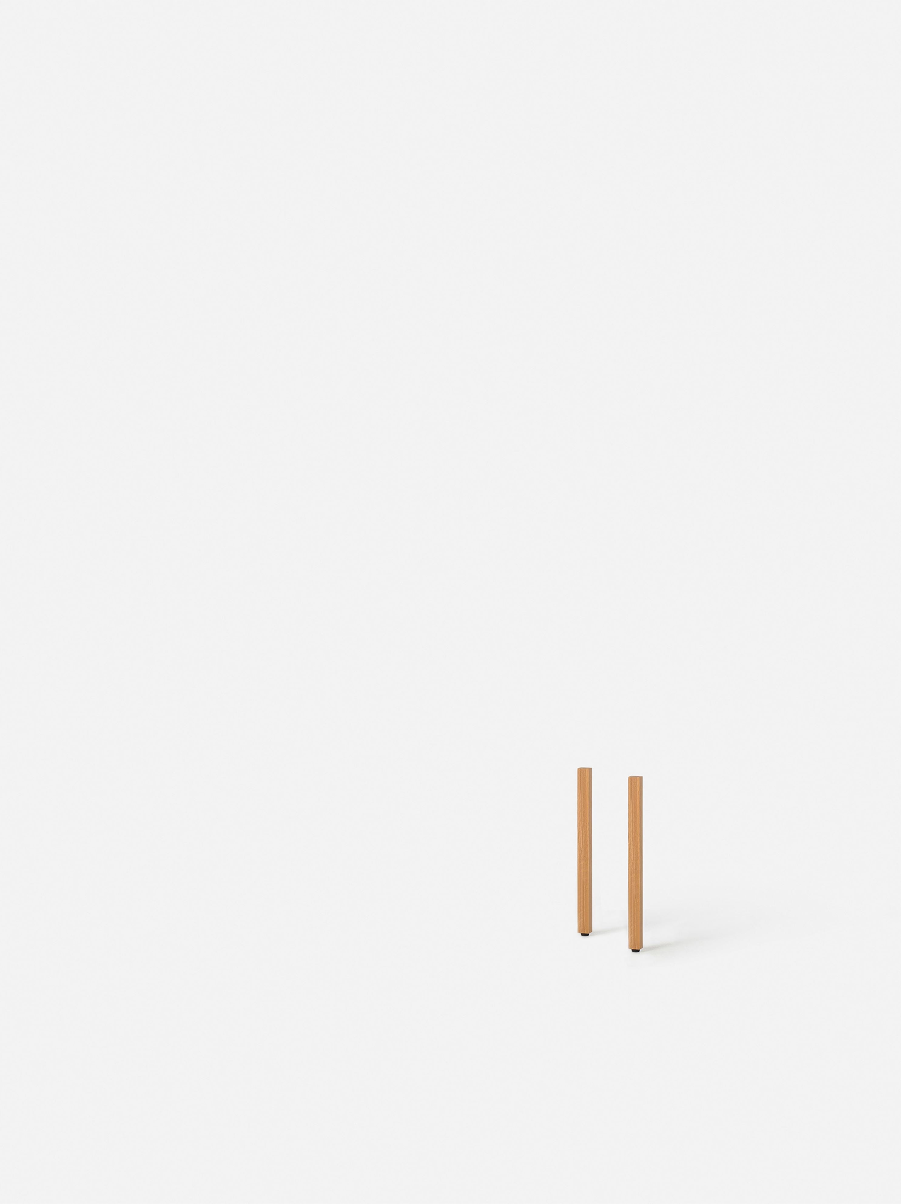 Tilt Upright 2 Tier PAIR Oak / Tilt 2-Tier Upright (Pair)