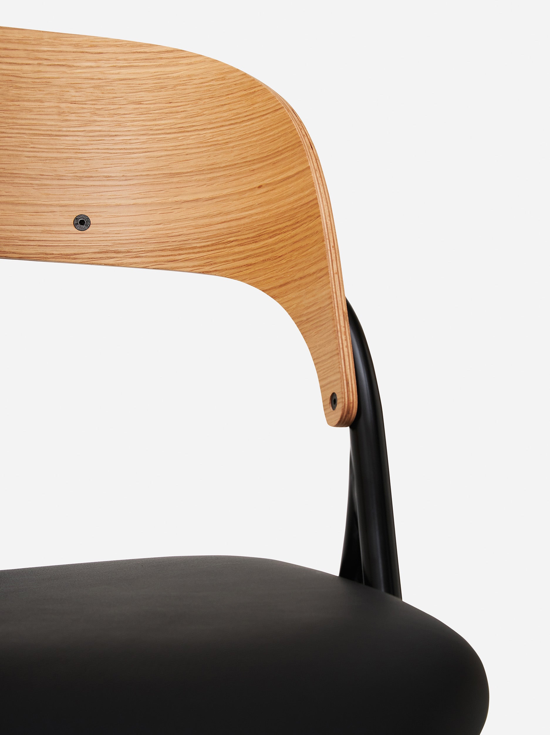 Trace Dining Chair w/Leather Seat Oak/Black / One Size