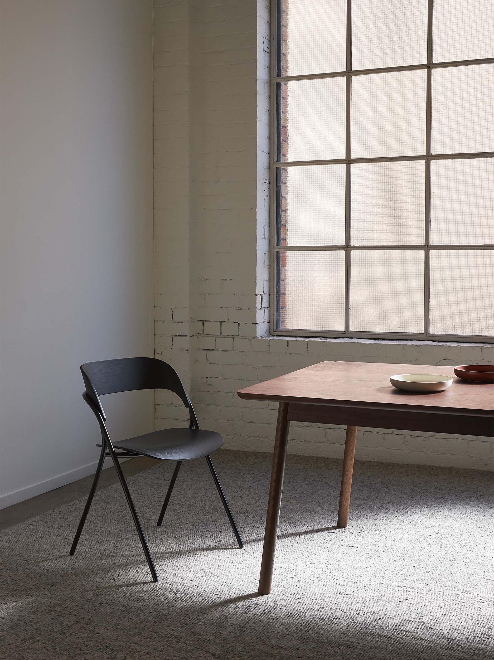 Trace Dining Chair Black / One Size