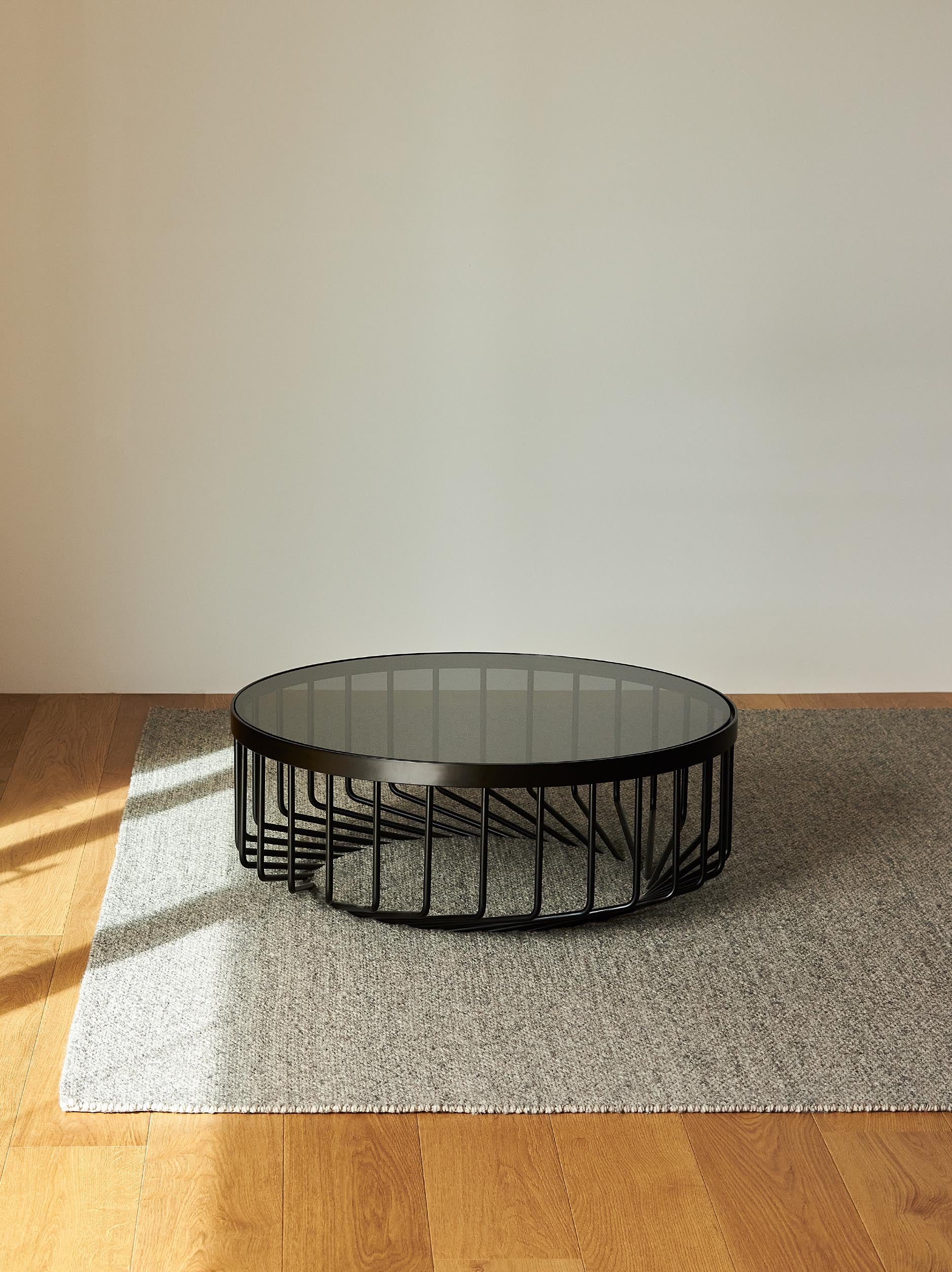 Helix Coffee Table Black/Smoke Grey / One Size
