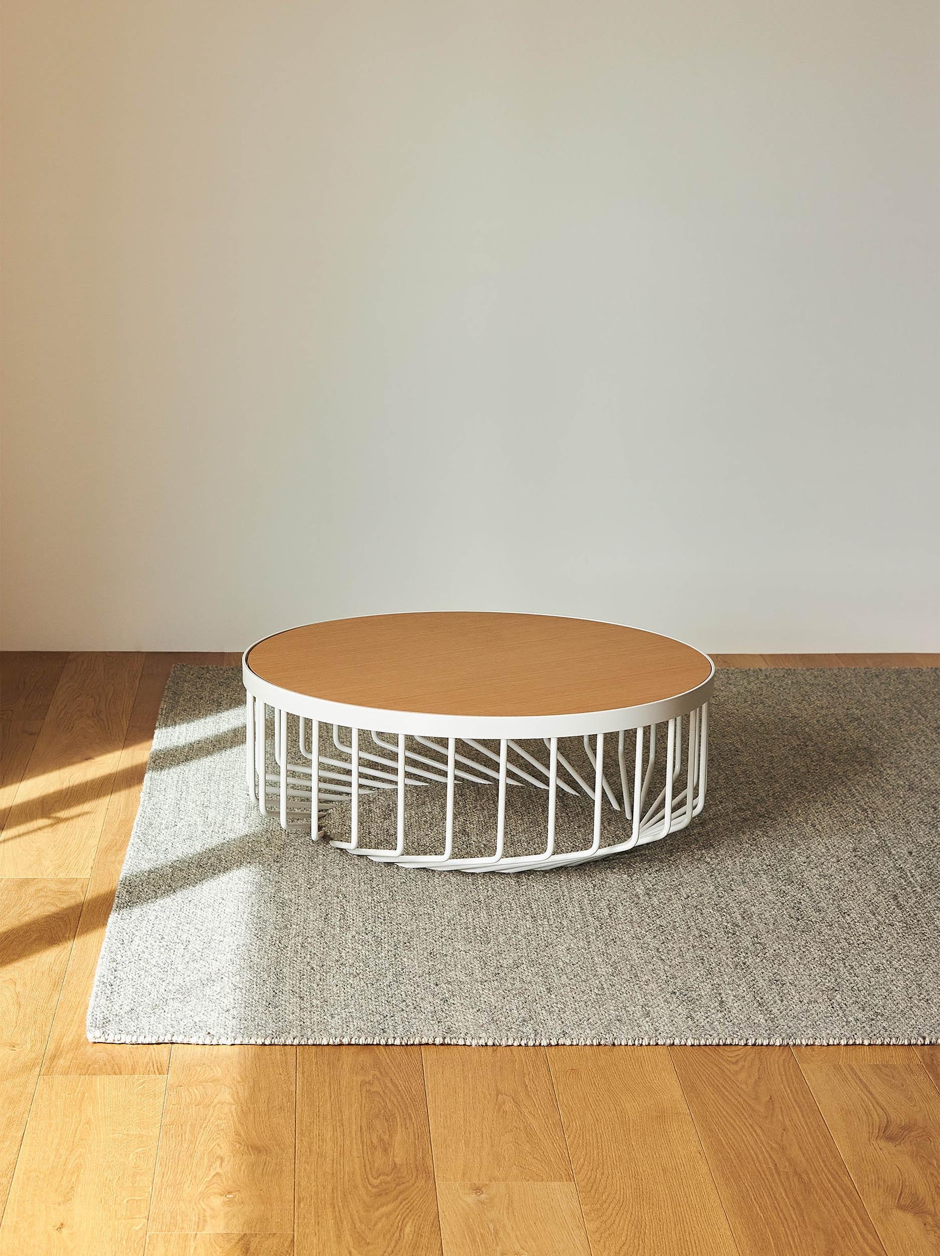 Helix Coffee Table White/Oak / One Size