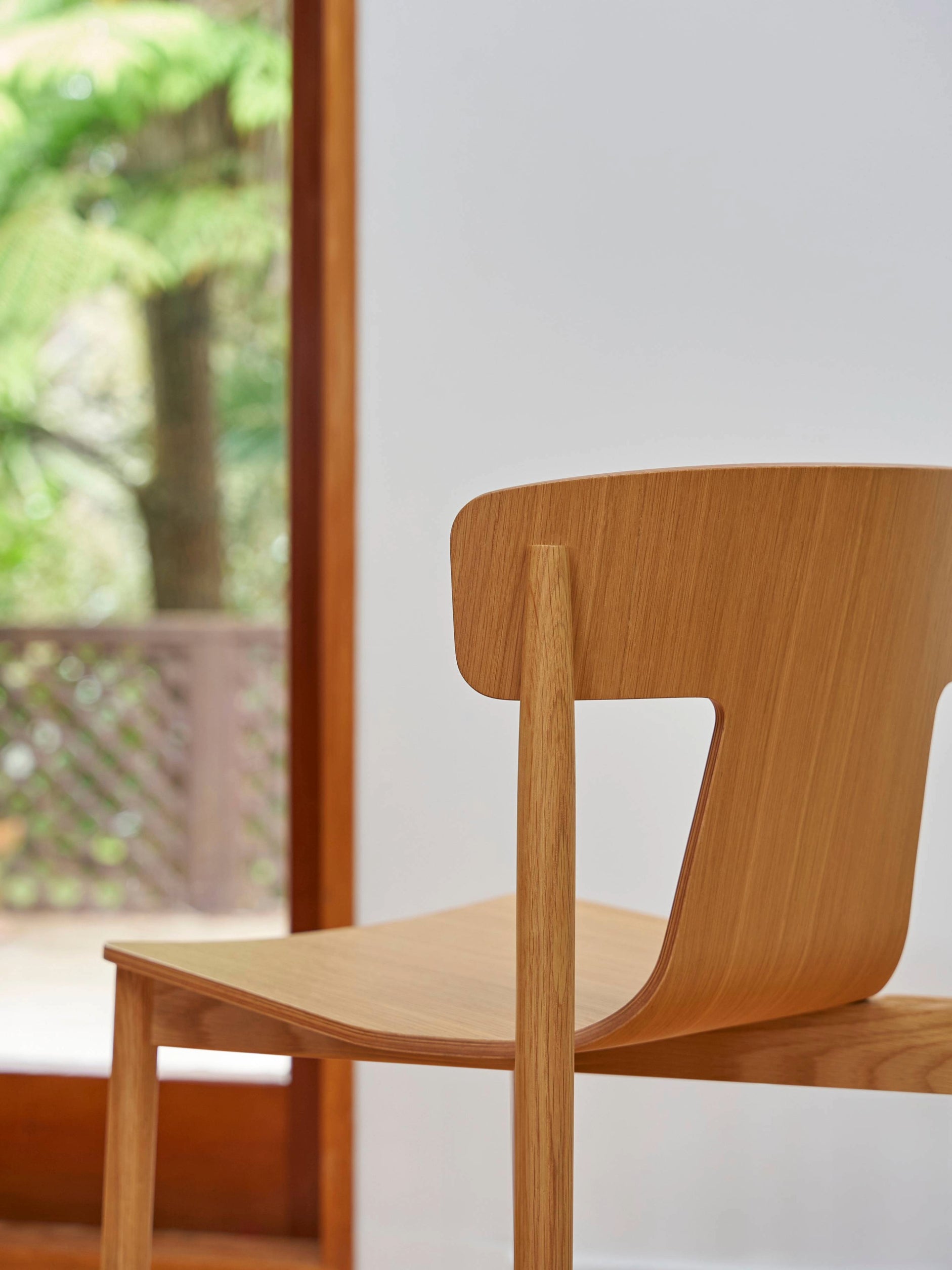 Bough Dining Chair Oak / 48x46x75.5cmh