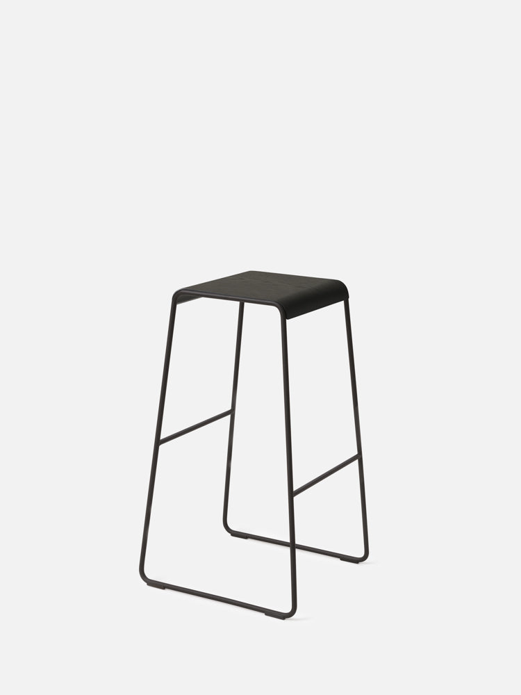 S2 Barstool Black/Black Oak / Large