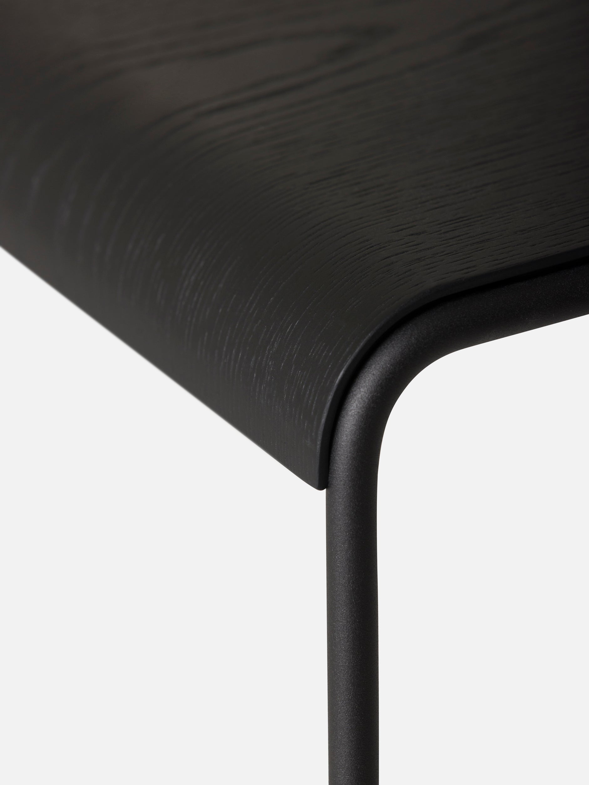 S2 Barstool Black/Black Oak / Large