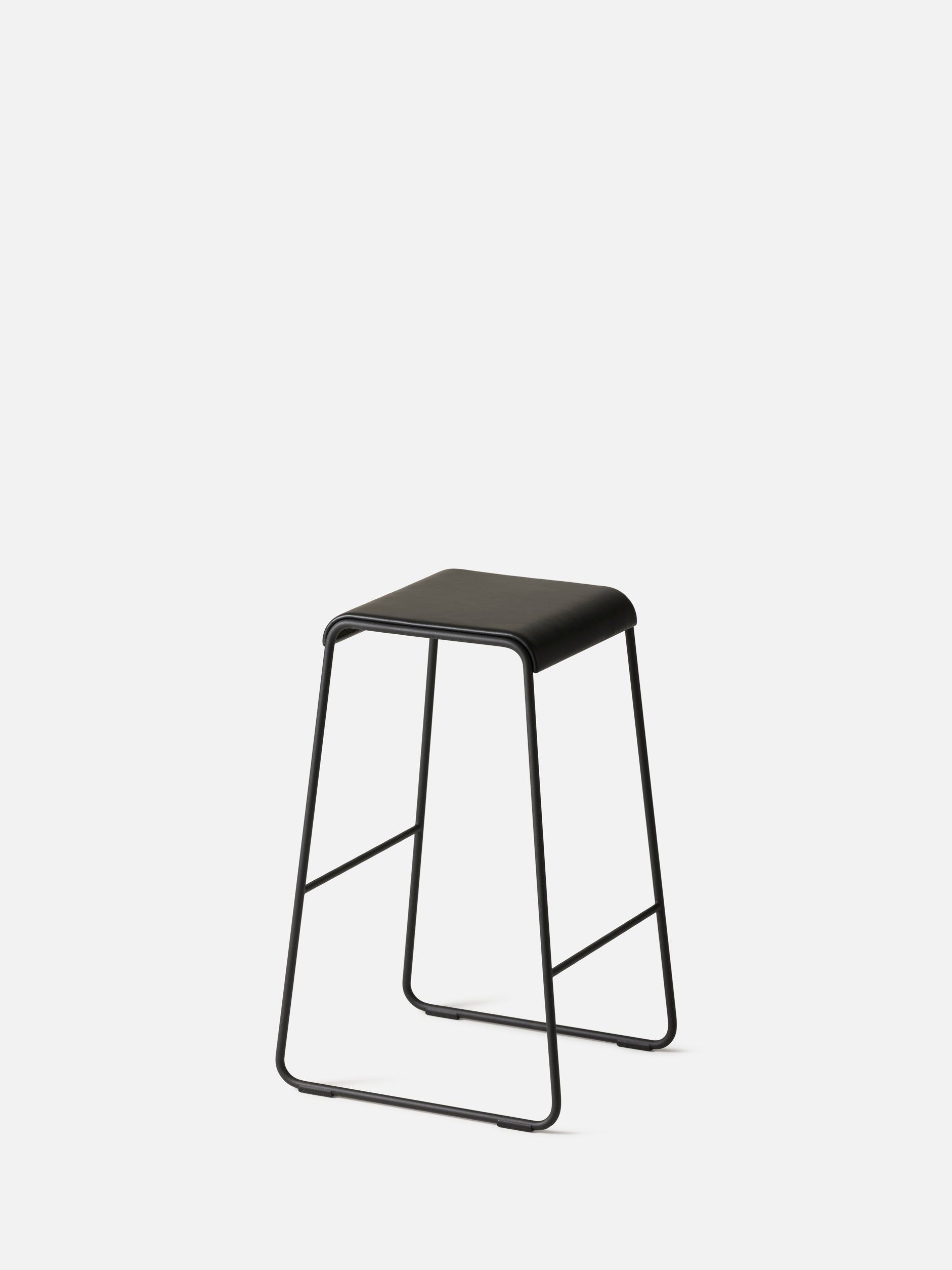 S2 Barstool Black/Black Leather / Medium