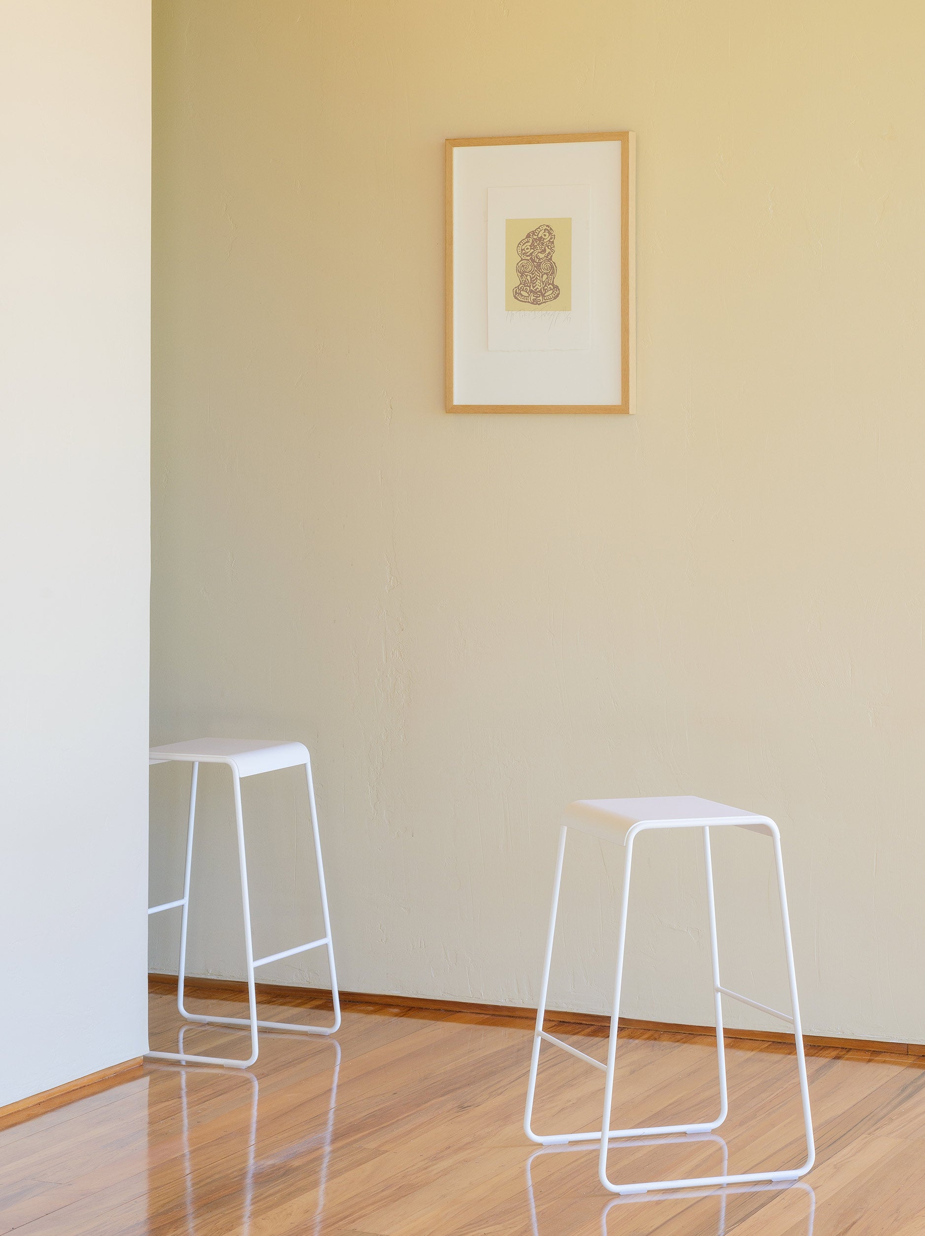 S2 Stool White / Large
