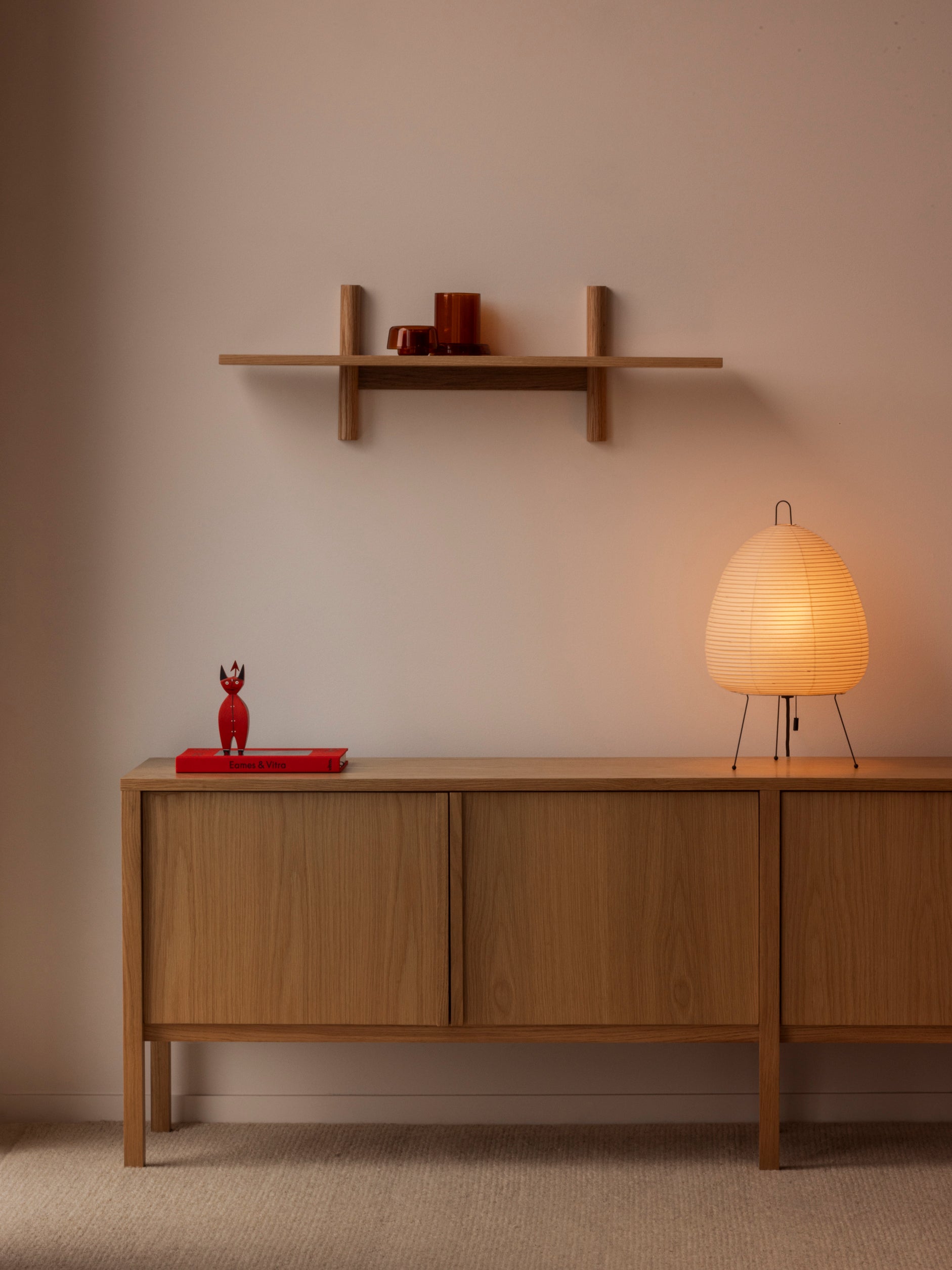 Exhibit Shelf Oak / Single
